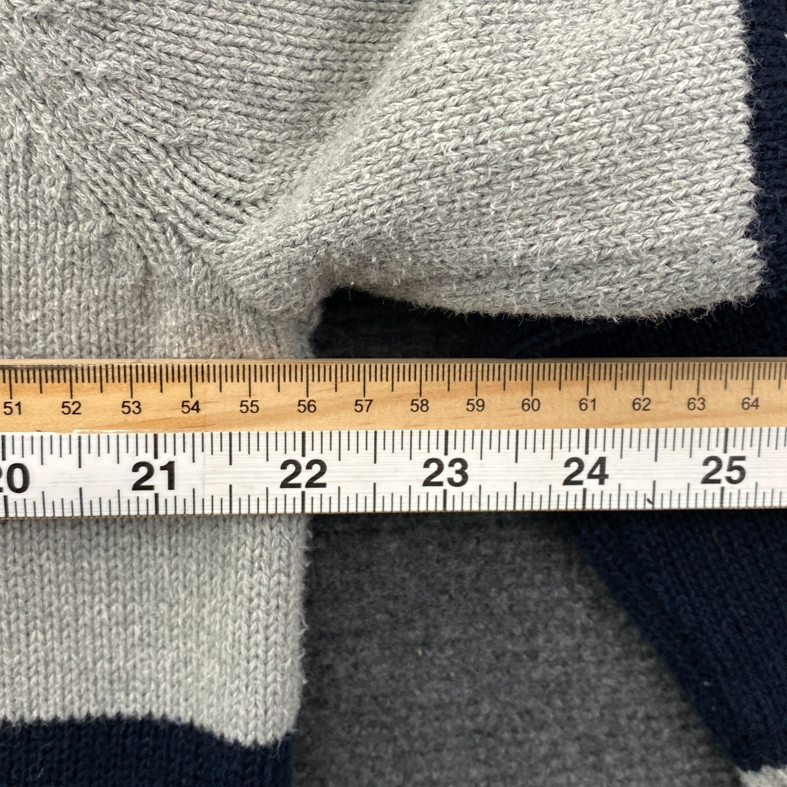 Product photograph [circular:ad6efc8b27f42f00]