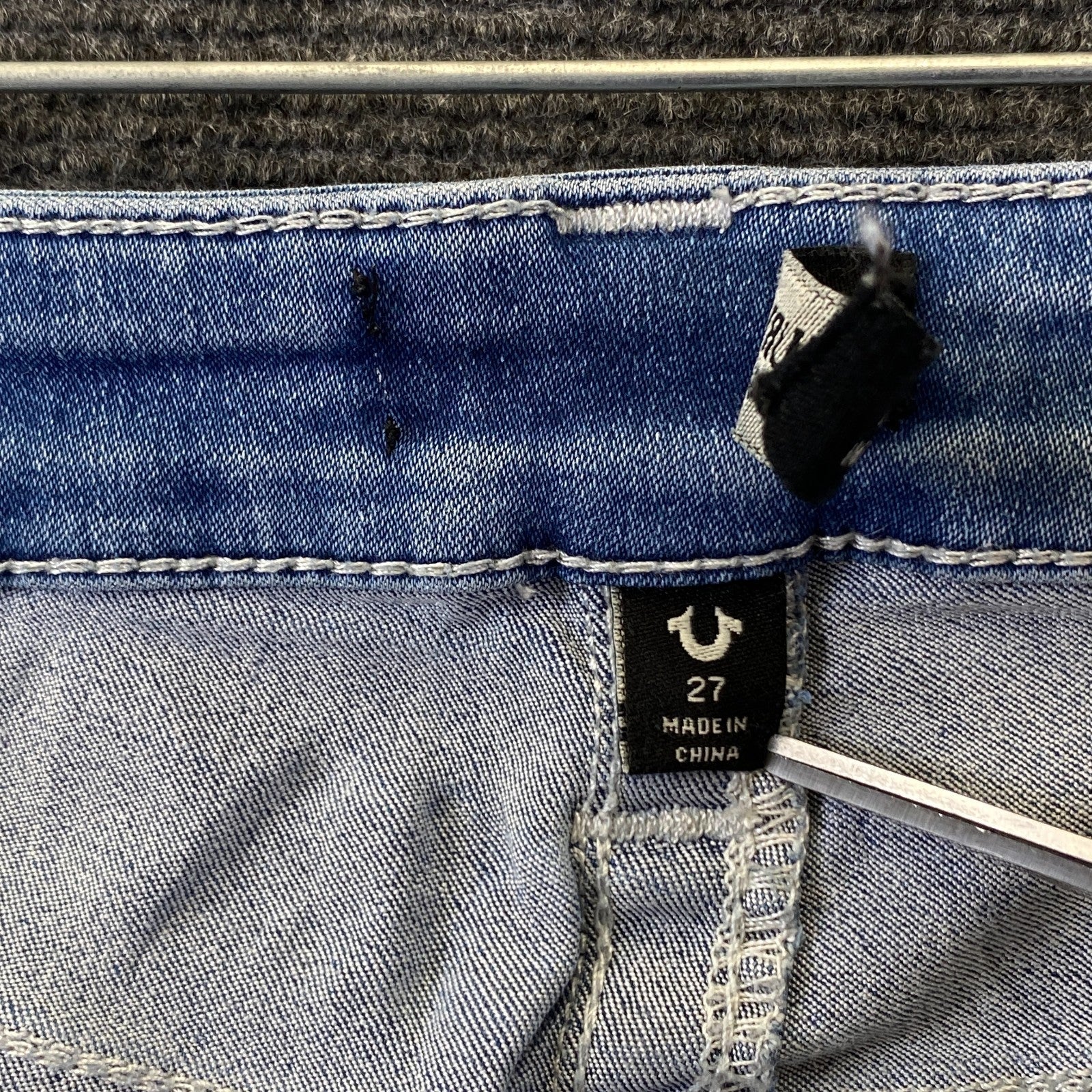 Product photograph [circular:d182cd4f02b255d3]