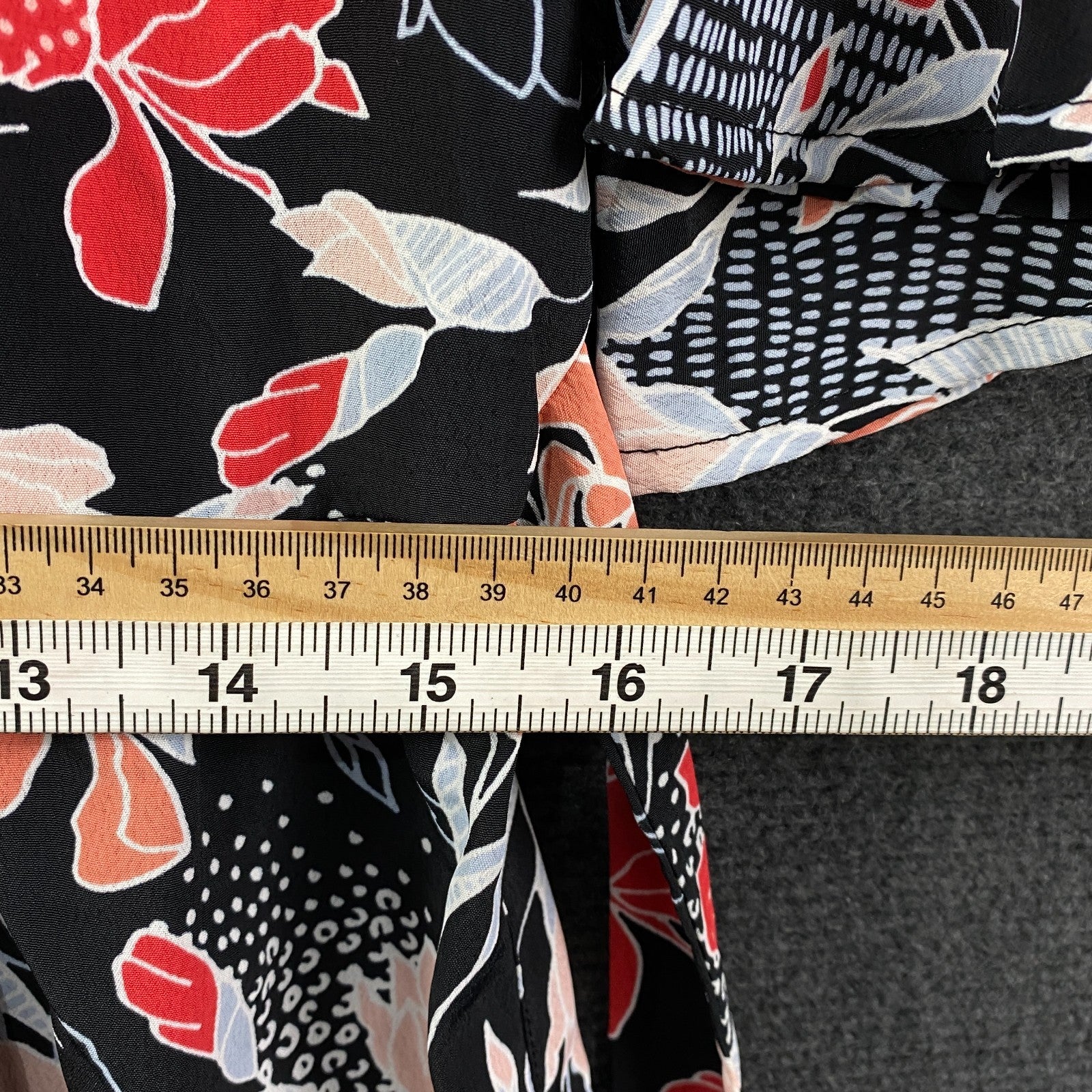 Product photograph [circular:00a4a201313af4f5]