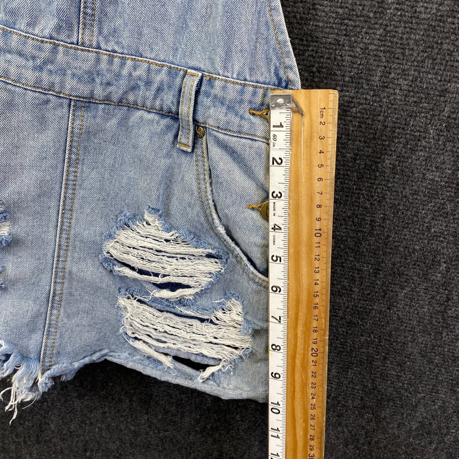 Product photograph [circular:147dfc75ef3c7f85]