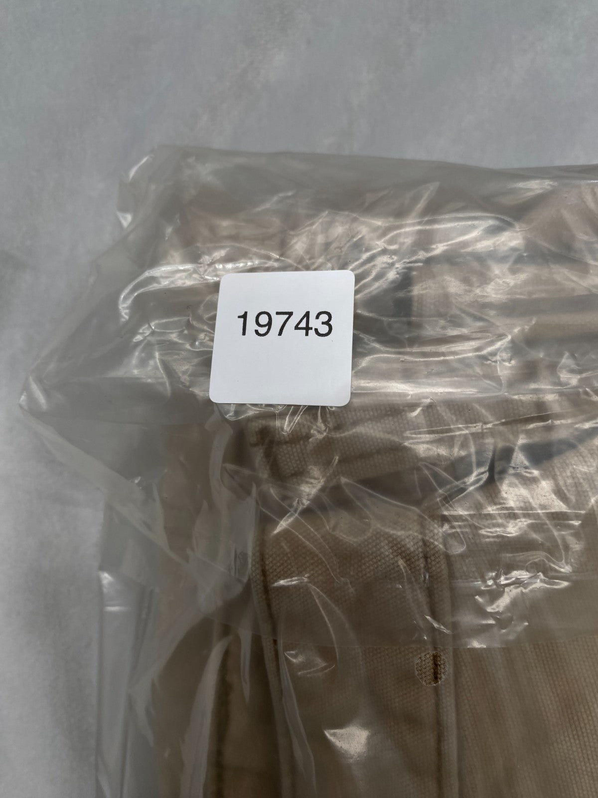 Product photograph [circular:c1d6190017d44d03]