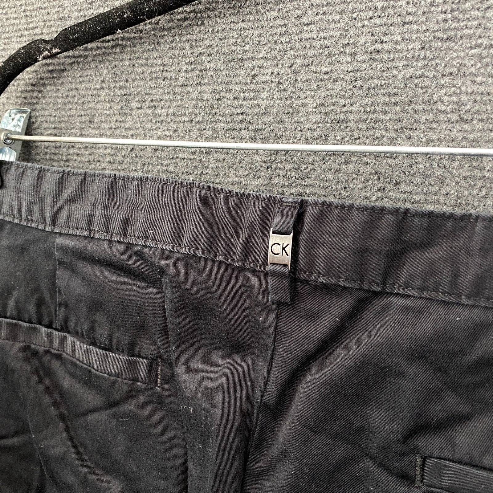 Product photograph [circular:0fe33b395ad12323]