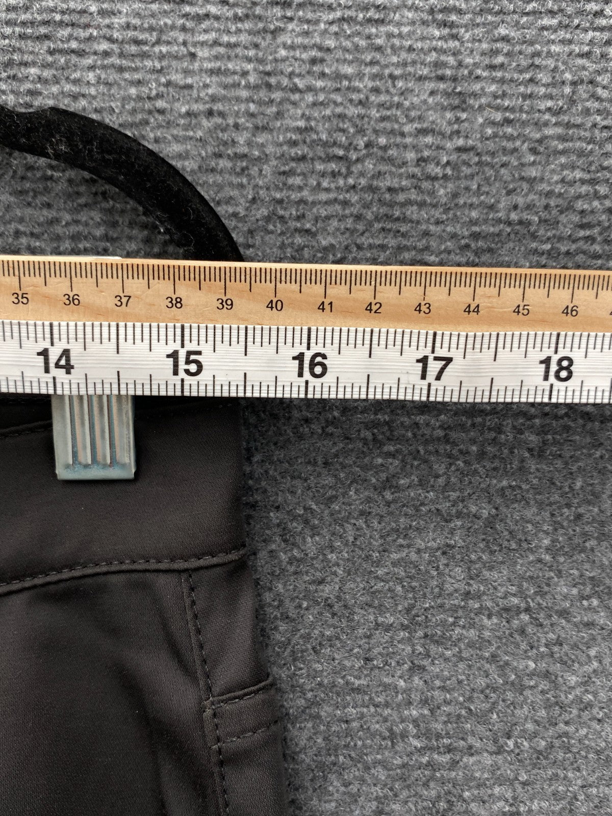 Product photograph [circular:f1a29ed9377f082f]