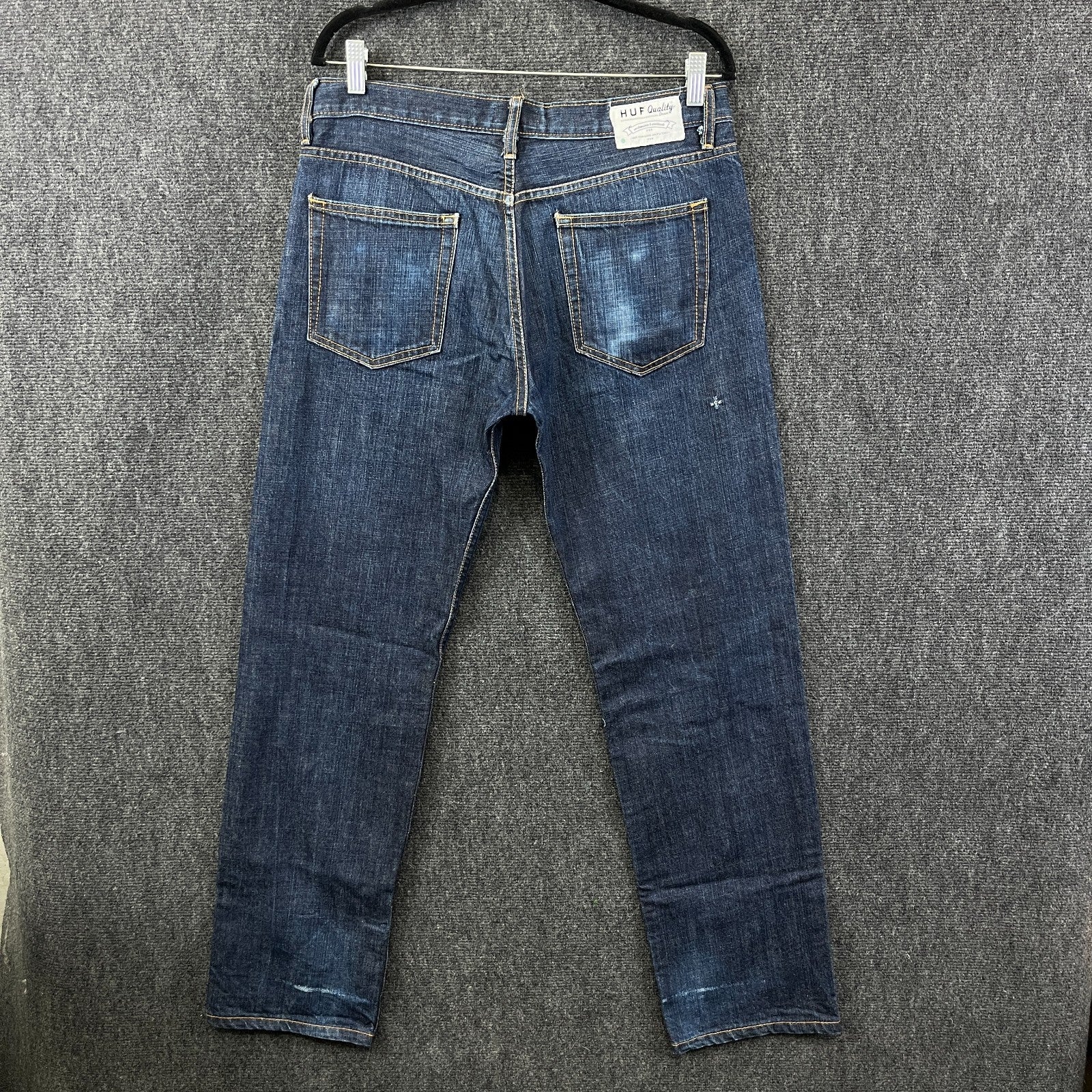 Product photograph [circular:e001258a56b5953d]