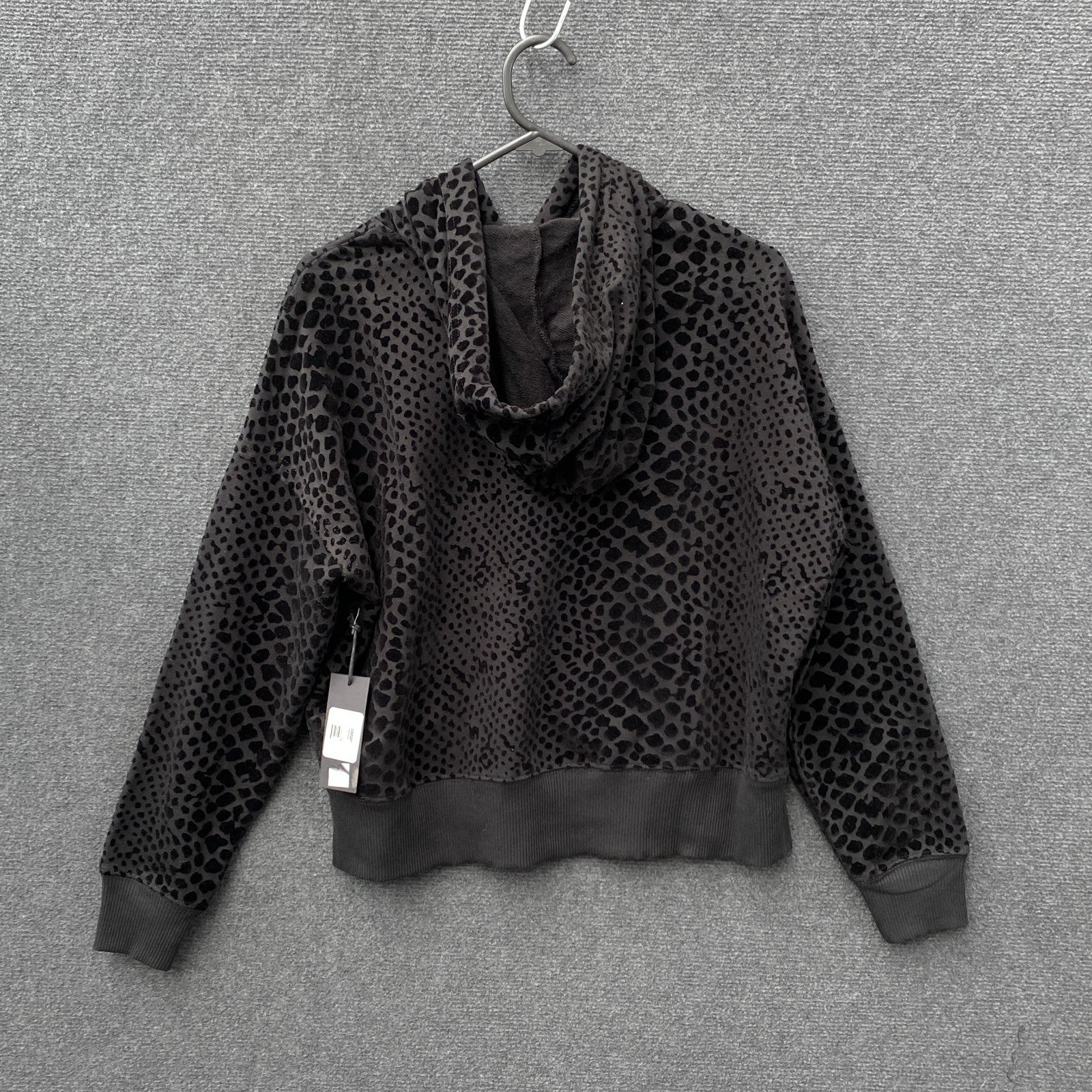 Product photograph [circular:c408f3525e6c3a42]