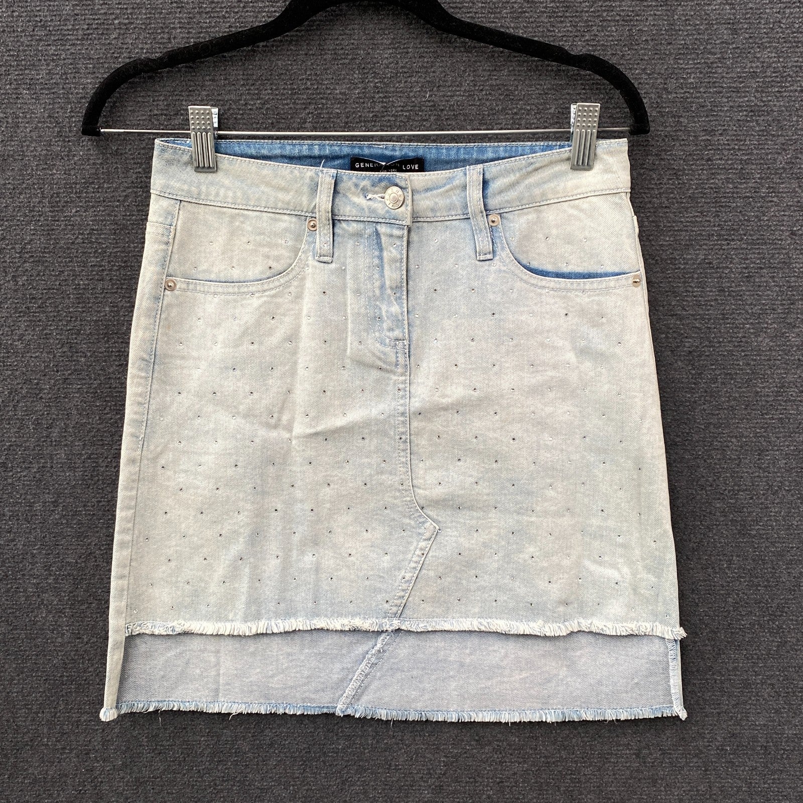 Product photograph [circular:5a6d83cb134d8409]