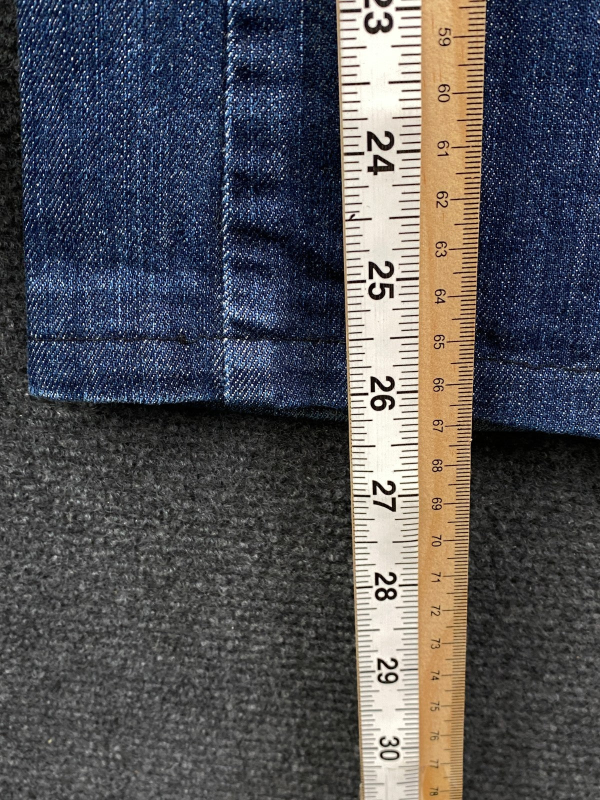 Product photograph [circular:211cb42e30ba2c12]