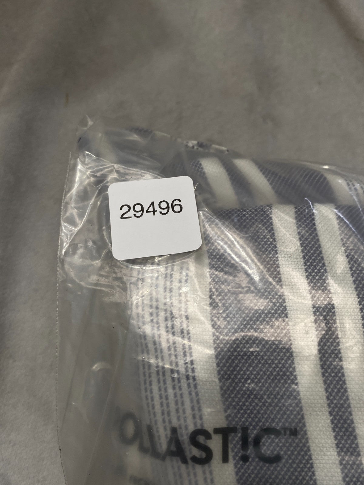 Product photograph [circular:15f0bc71b7f84cc8]