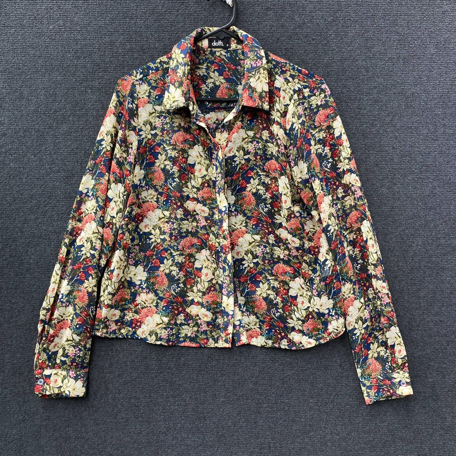 Product photograph [circular:8d0a98f382249f25]