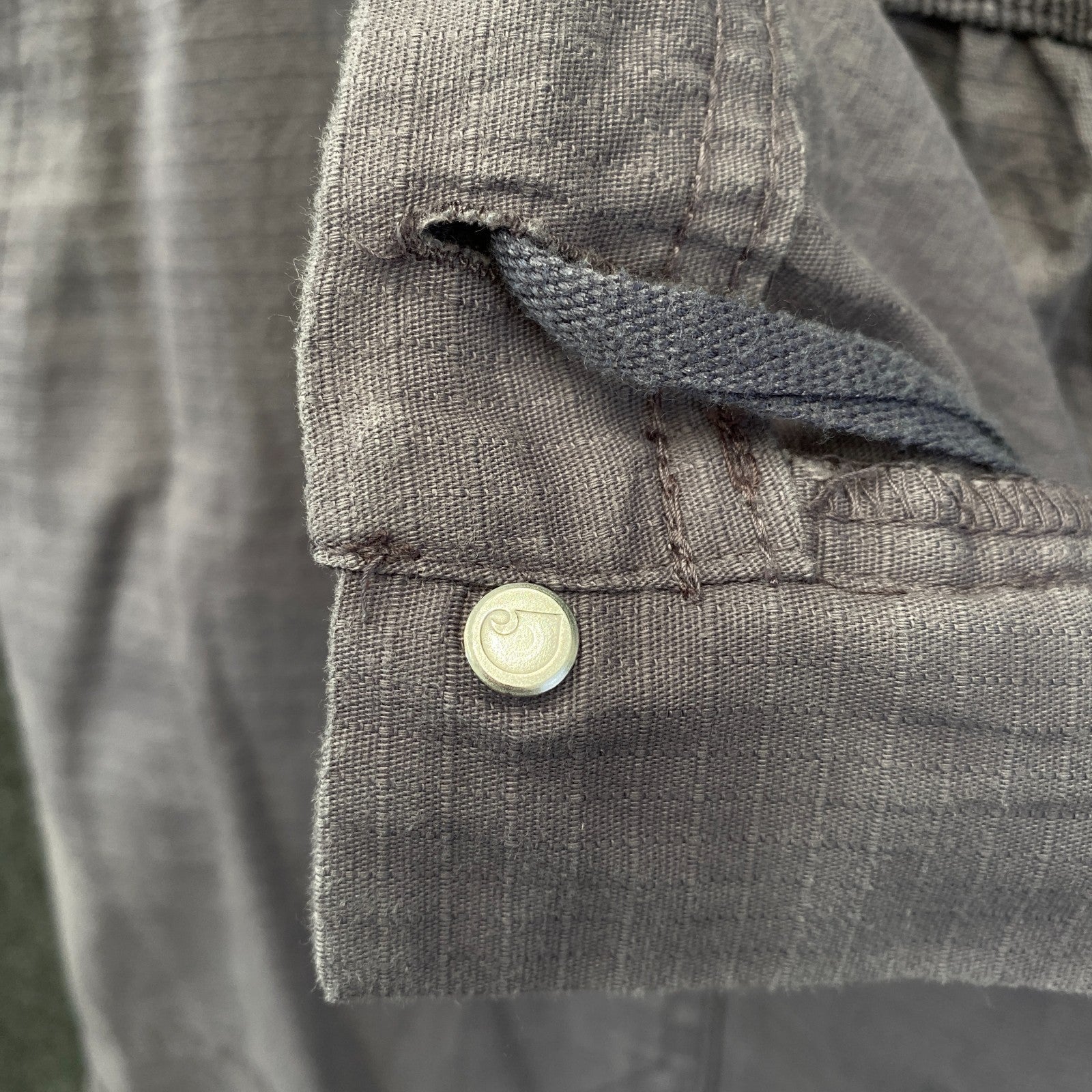 Product photograph [circular:b301f7477a3ed3a1]