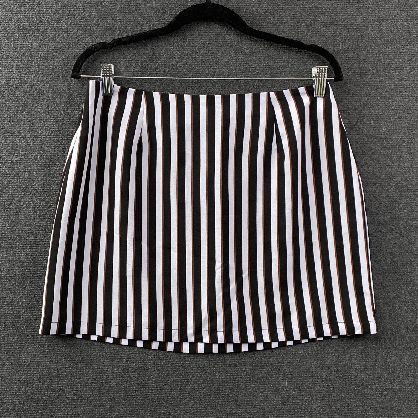 Product photograph [circular:094dd6a879a94009]