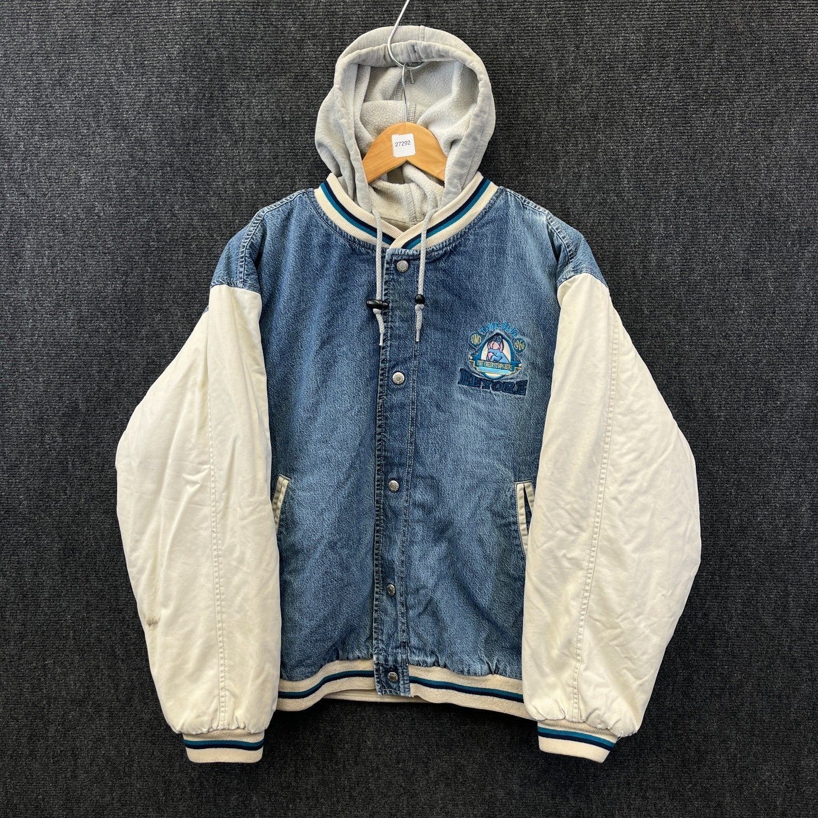 Product photograph [circular:c9b7a6ee608536e6]