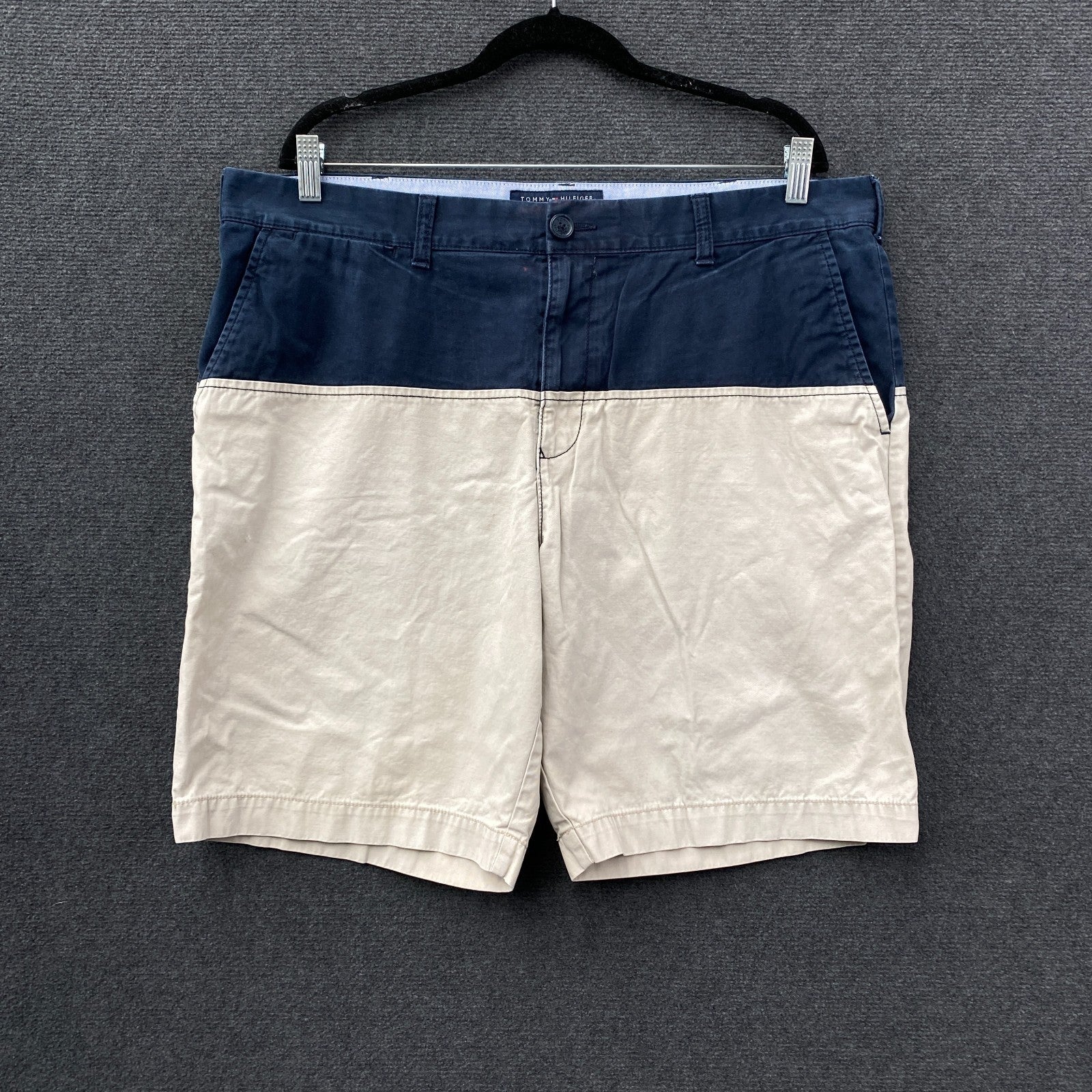 Product photograph [circular:4b415190734a0ddb]