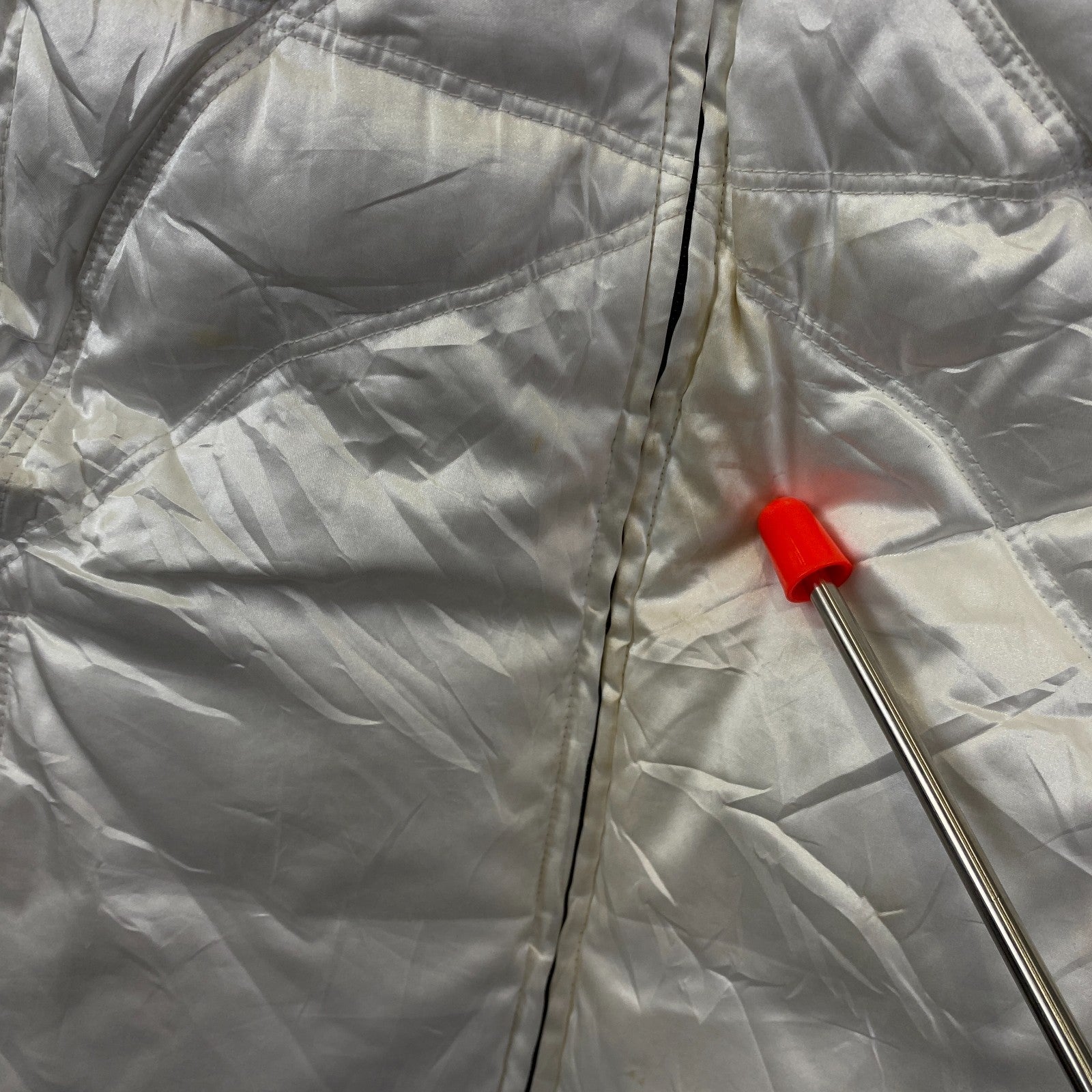 Product photograph [circular:efe3122bcae15d34]