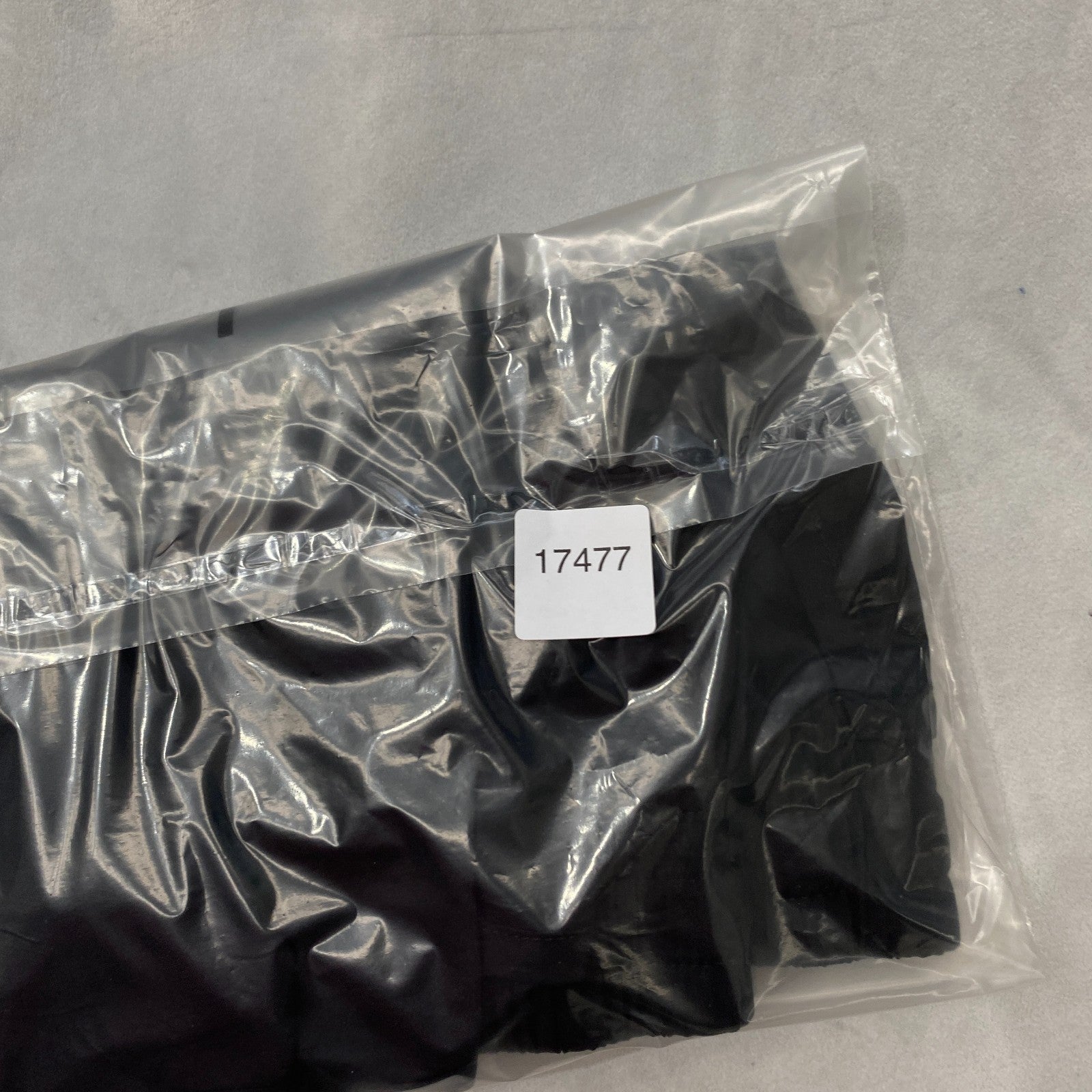 Product photograph [circular:022da309ff06769d]