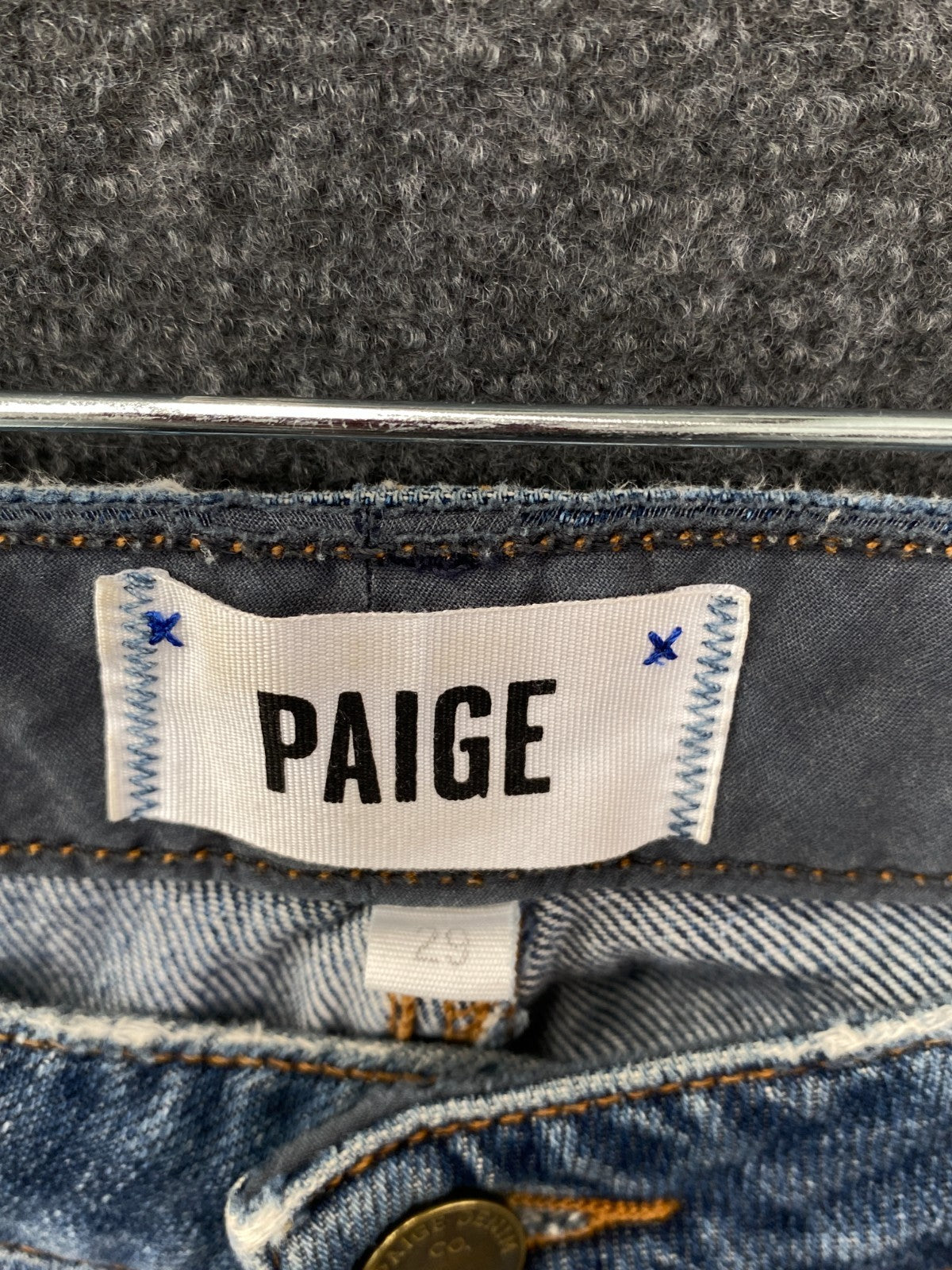 Product photograph [circular:818ace930f68e114]