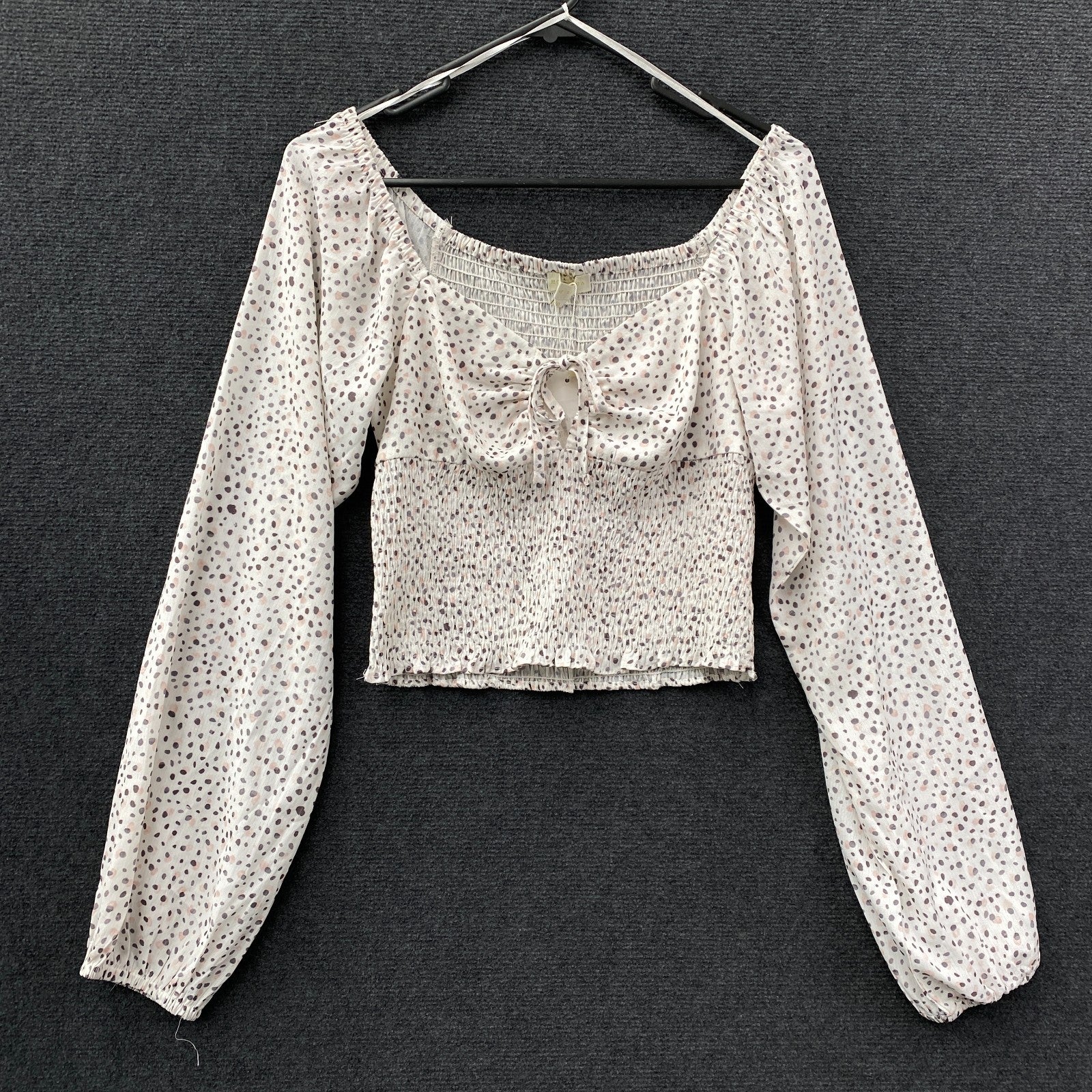 Product photograph [circular:52edef437743881b]