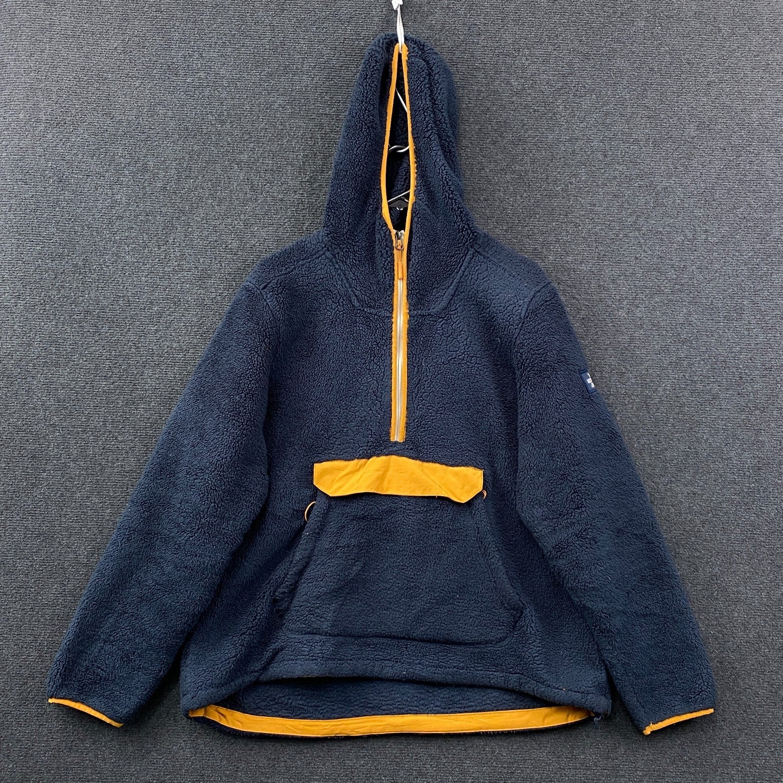 Product photograph [circular:cb2424715de2187d]