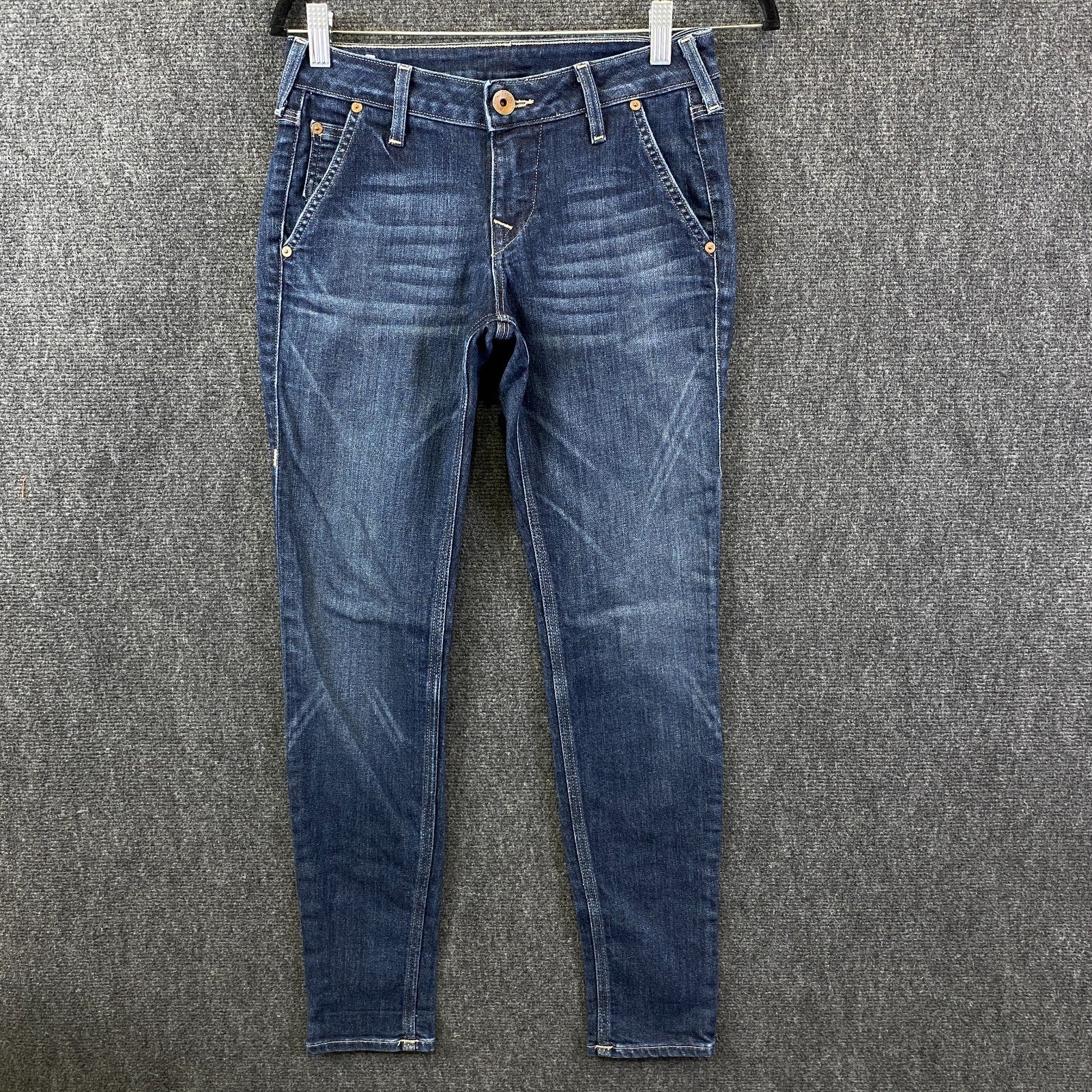 Product photograph [circular:bc561f6d4b15e381]