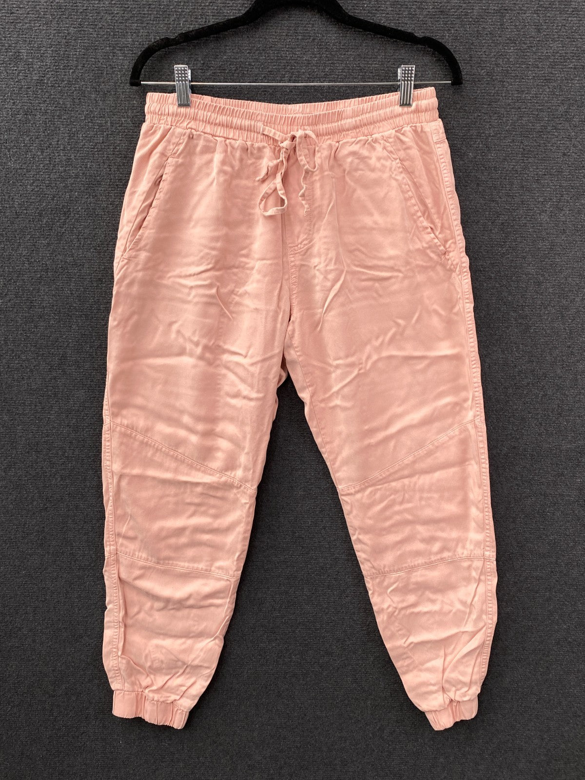 Product photograph [circular:fdfc268466b47a5e]