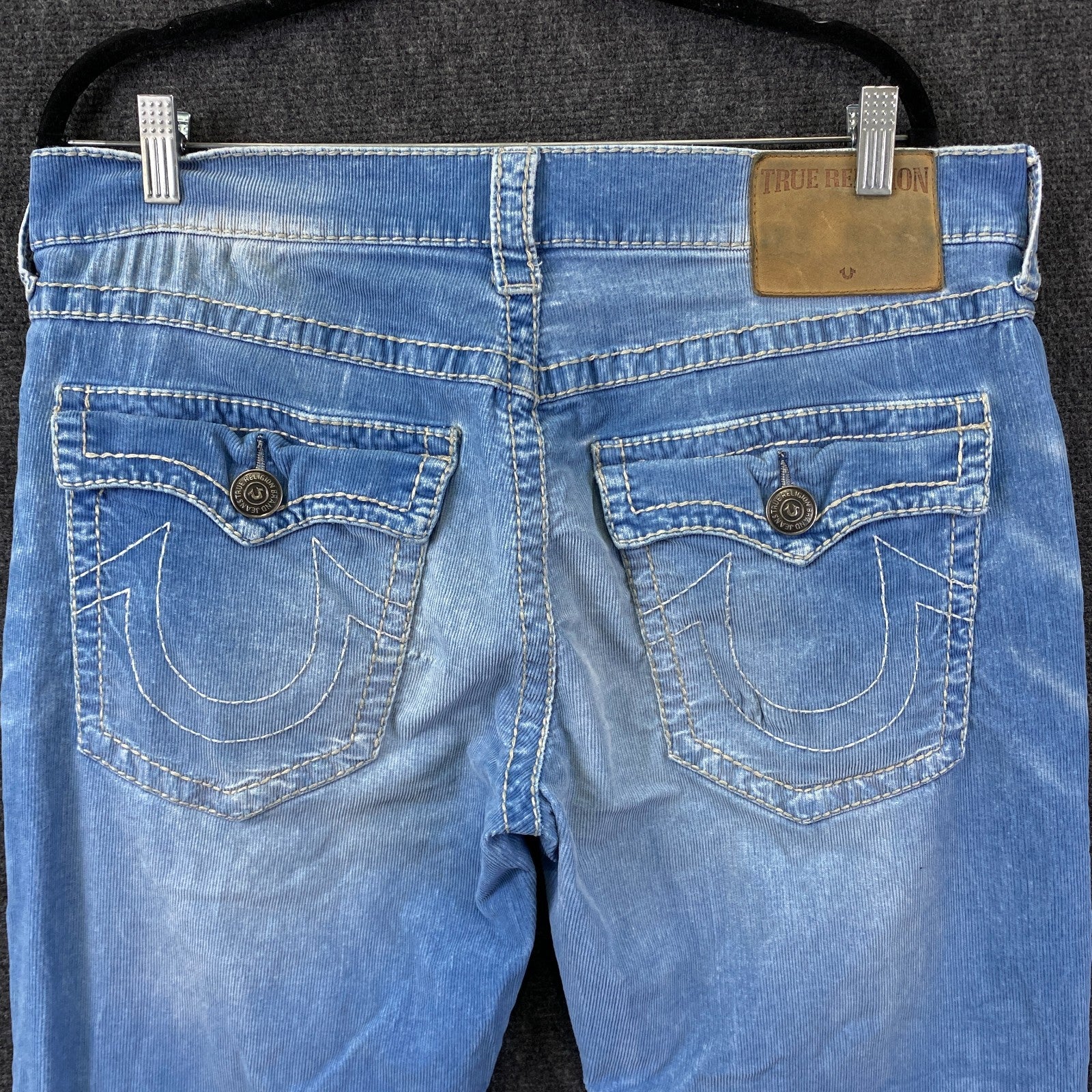 Product photograph [circular:5880c2d4017a02c1]