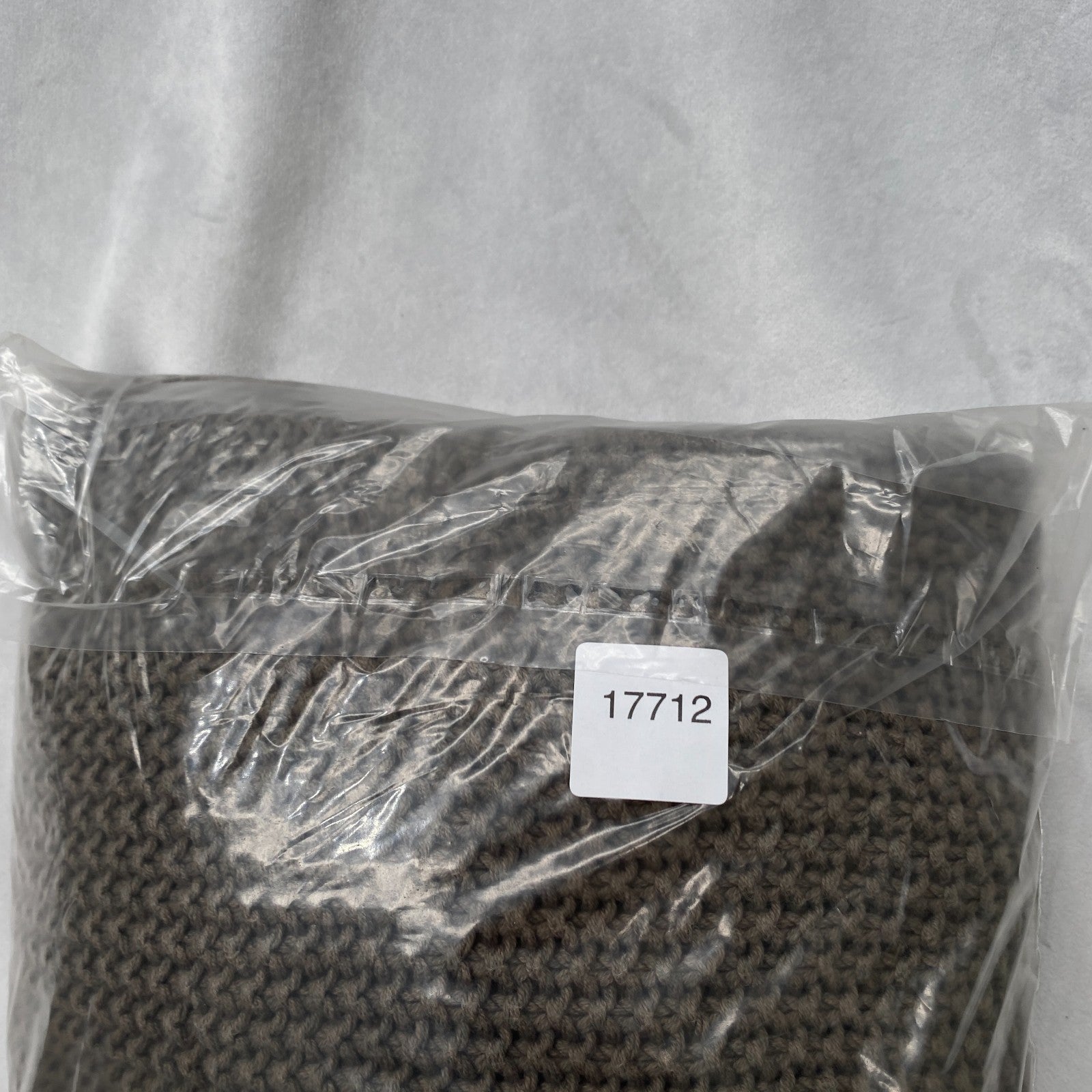 Product photograph [circular:e17dc37bf1f19b04]