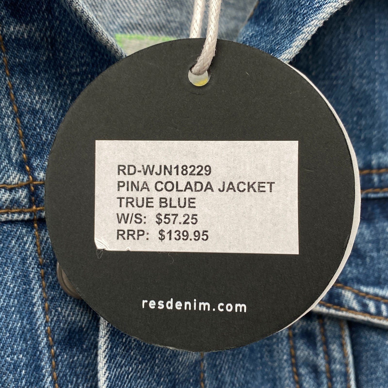 Product photograph [circular:795654aef15270bd]