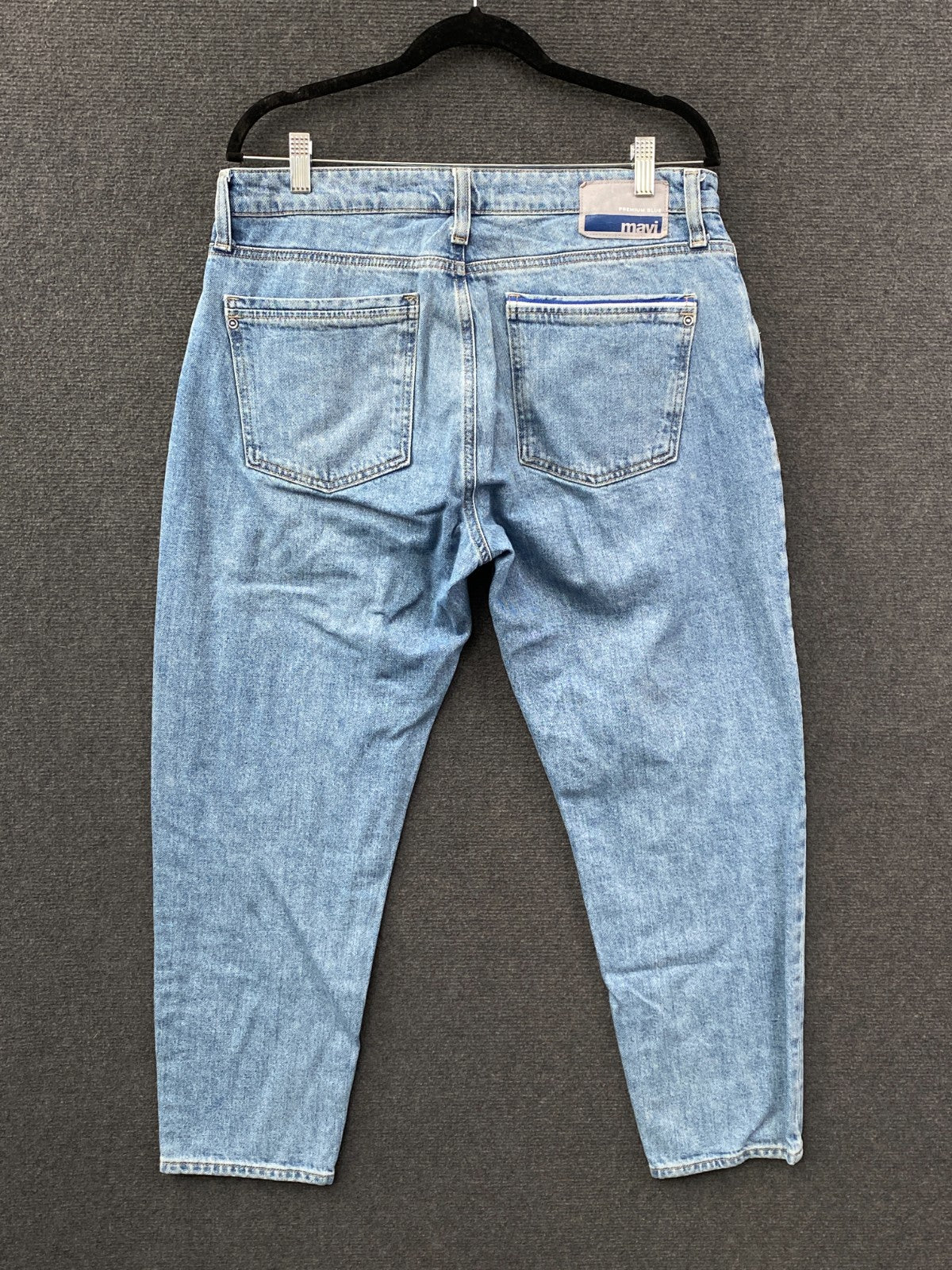 Product photograph [circular:c8f85be4a286e4b6]