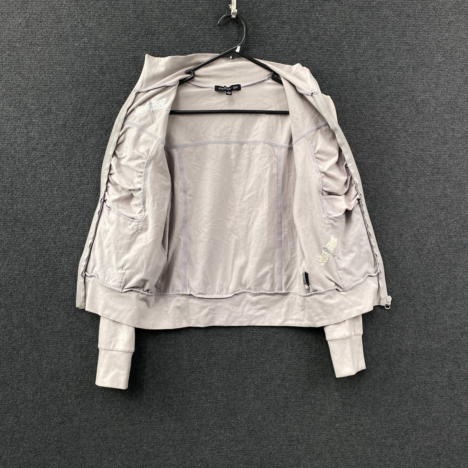 Product photograph [circular:bc95a32aabb6109a]