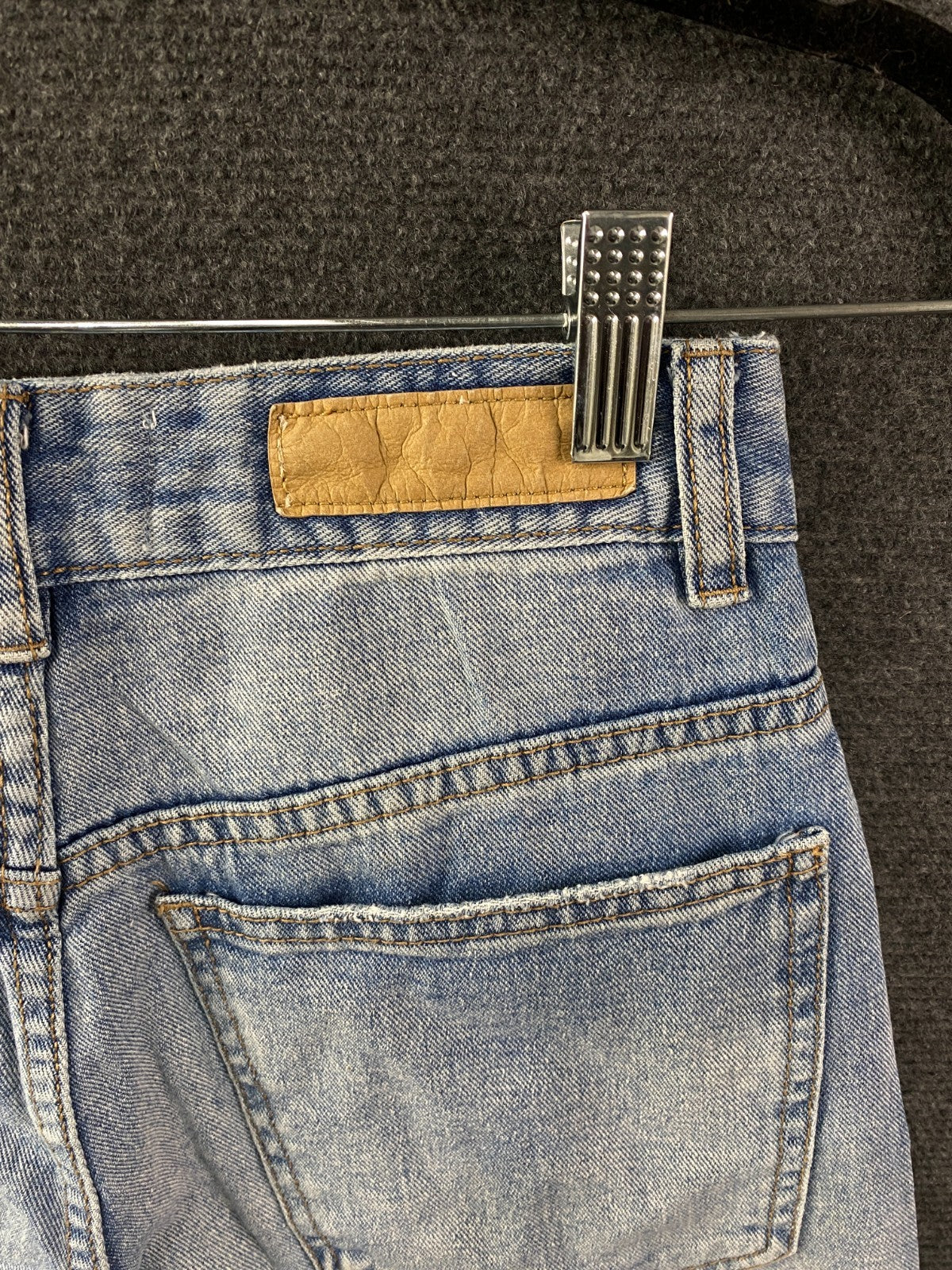 Product photograph [circular:e151dc3974295c43]