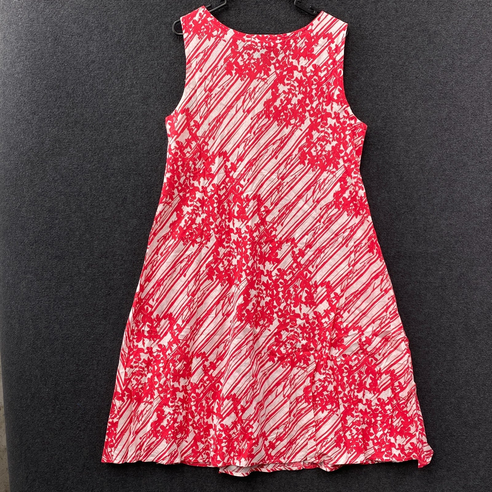 Product photograph [circular:9e8635df8da024e5]