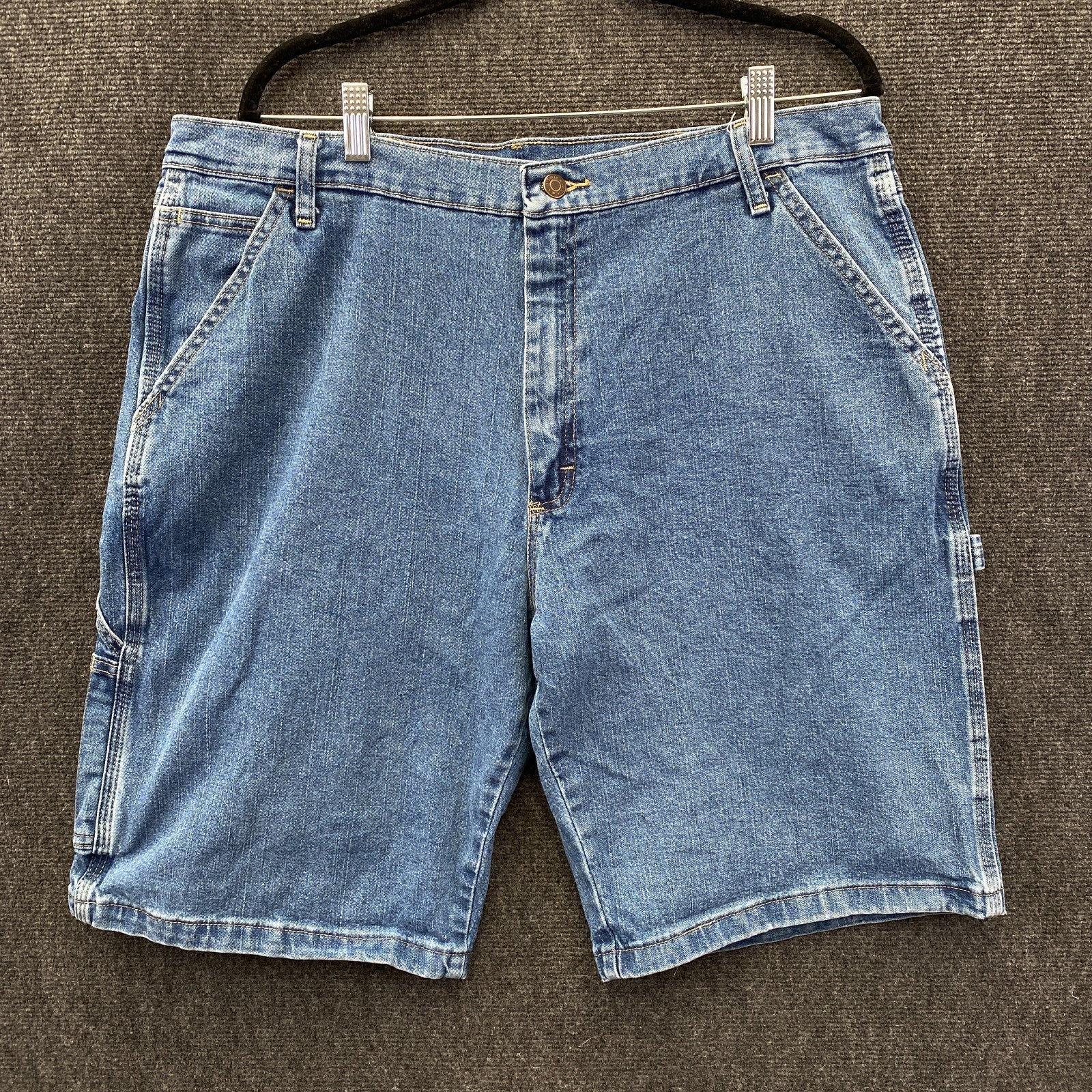 Product photograph [circular:cf251fe89c01fc97]