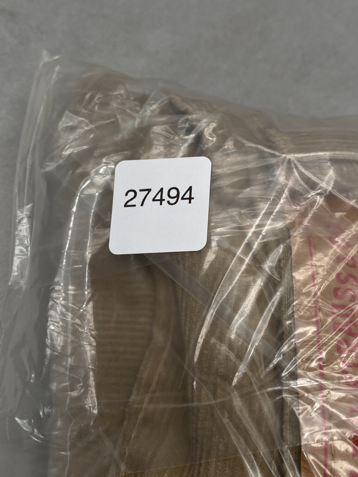 Product photograph [circular:09dbb9d5913f2f20]