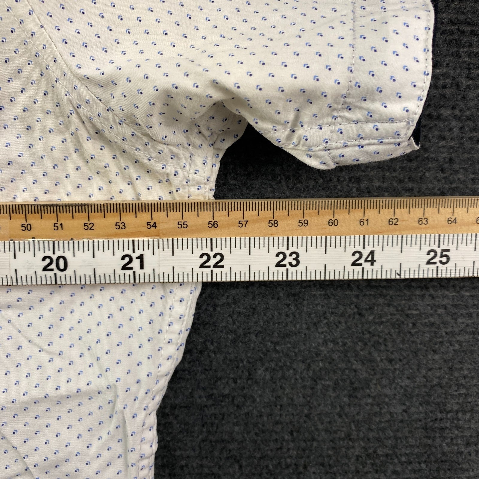 Product photograph [circular:1455db1aa335eacc]