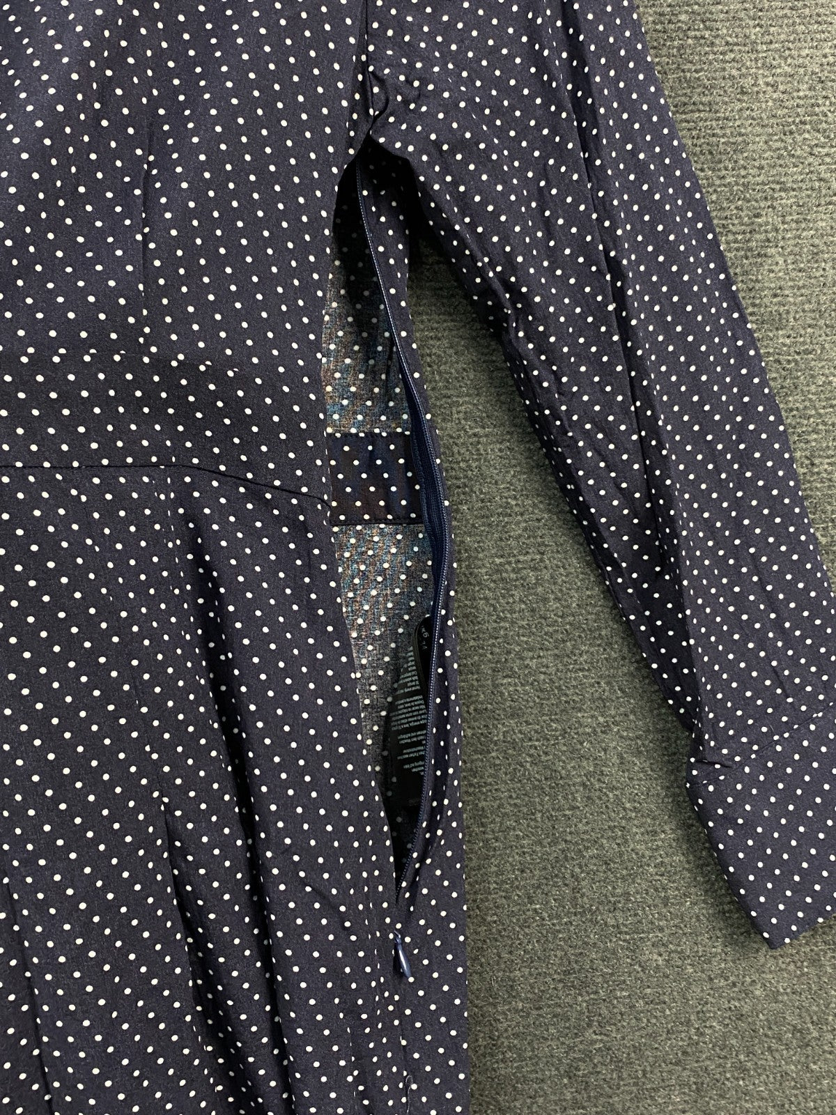 Product photograph [circular:b6676d2bf1111c3c]