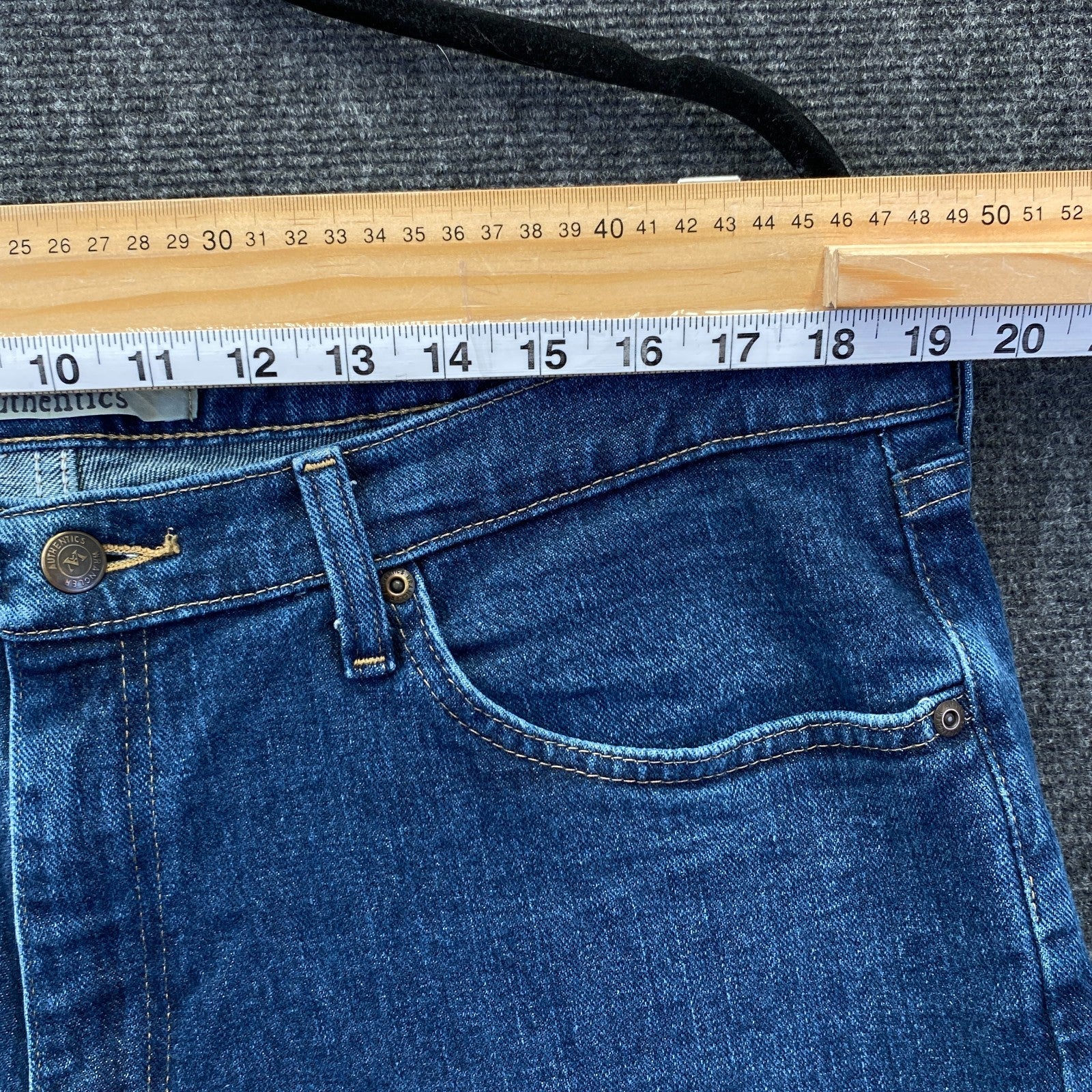 Product photograph [circular:e43c7249f778708e]