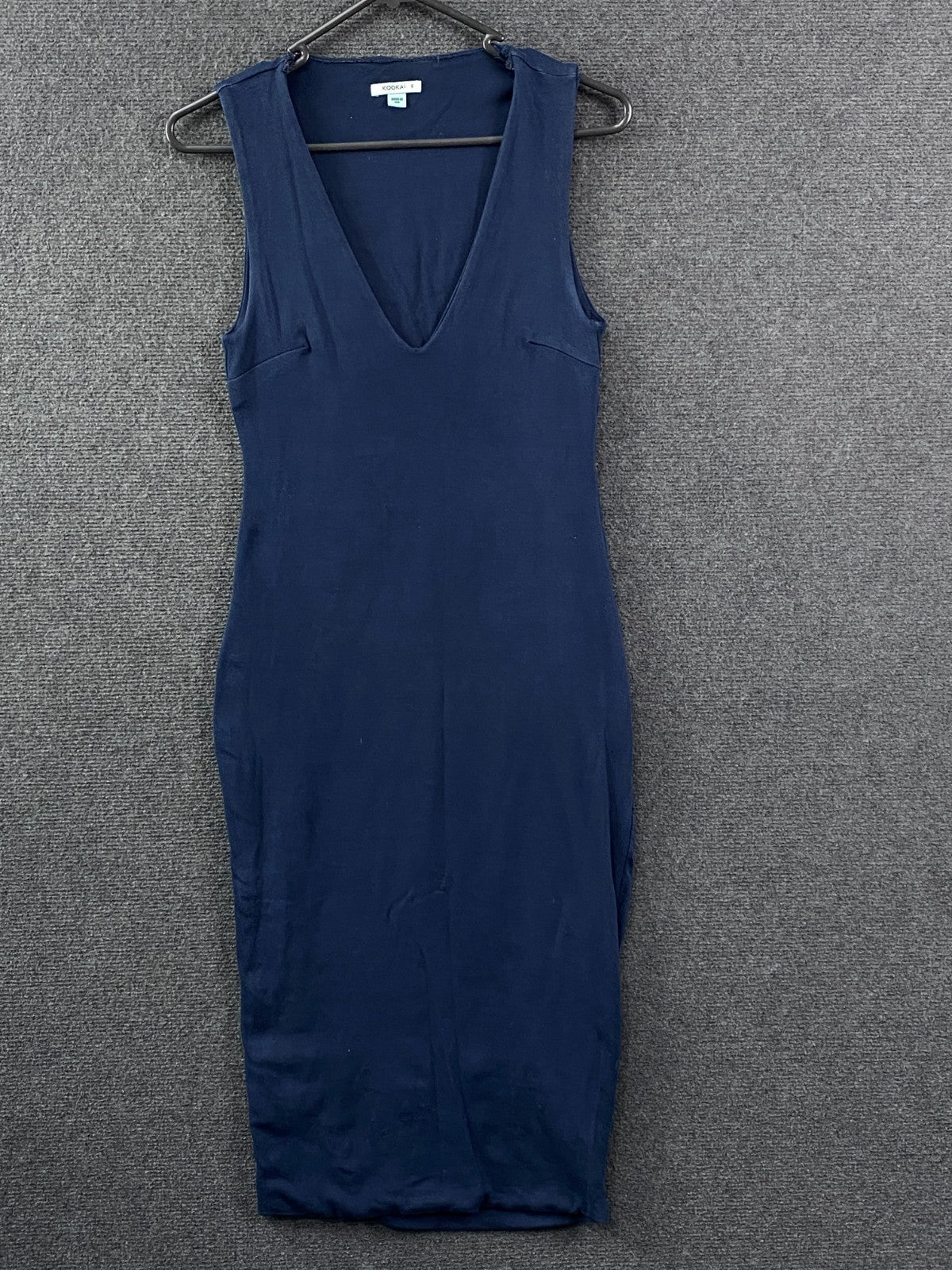 Product photograph [circular:faae2cb9bee3846a]
