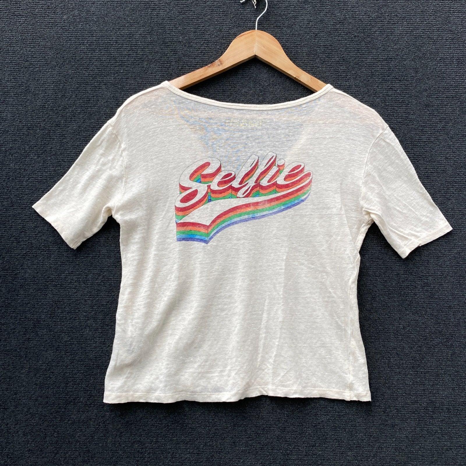 Product photograph [circular:9db2d91729b81352]