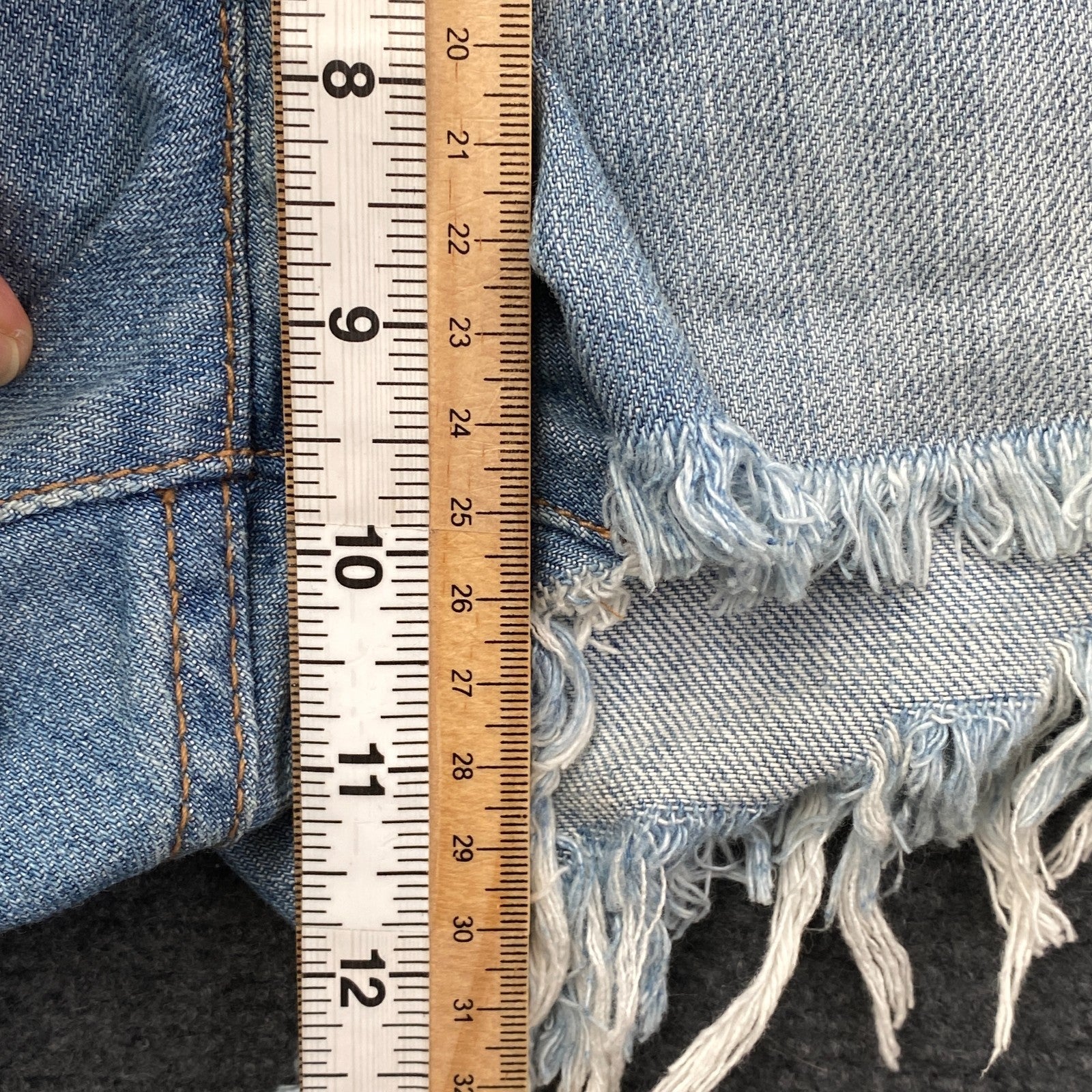 Product photograph [circular:609d1a7dc9d01f51]