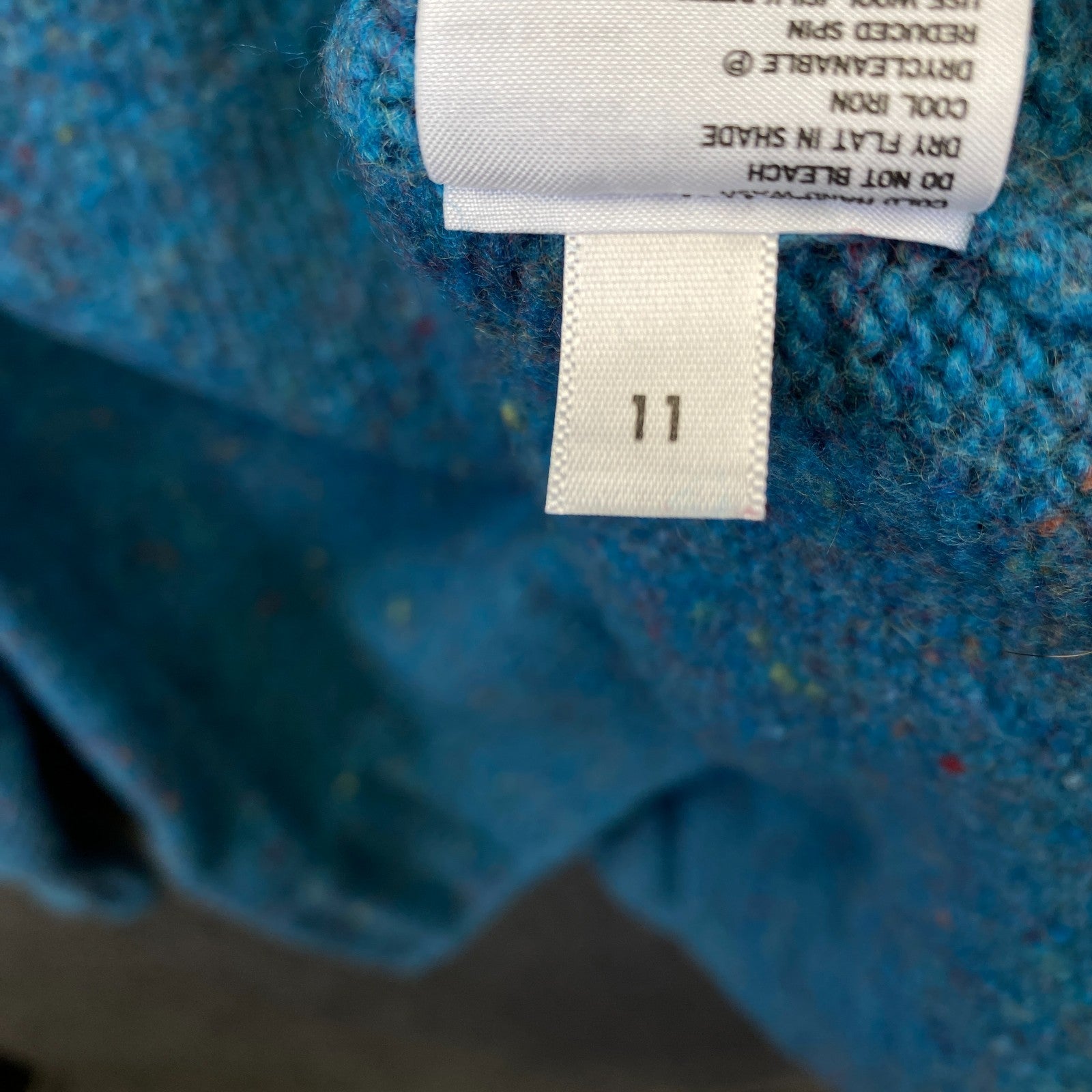 Product photograph [circular:fba93351433c252d]