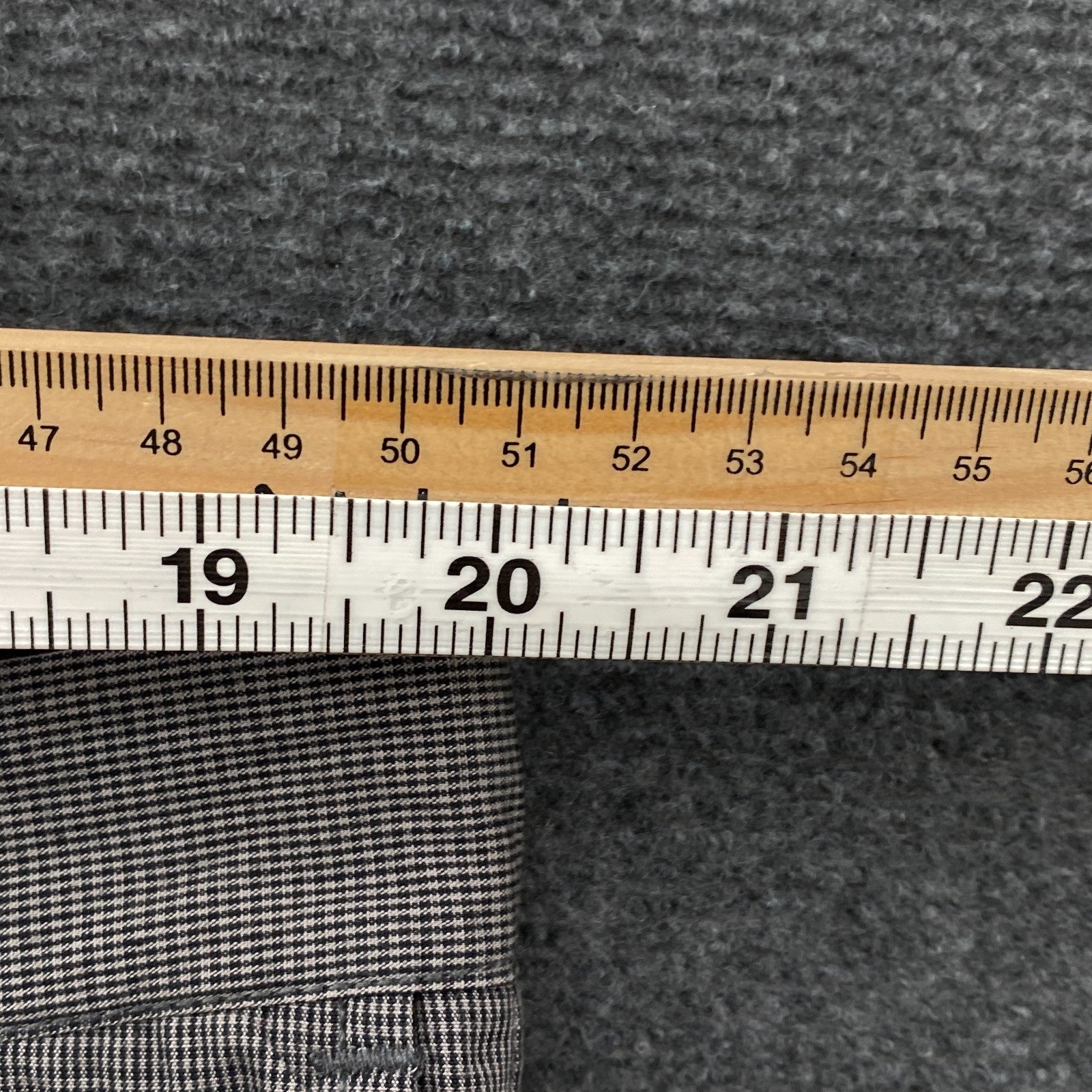 Product photograph [circular:16485a945efe231f]