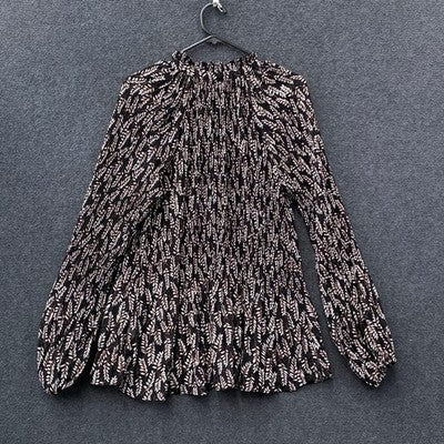Product photograph [circular:7f18e6fb9aae8f0b]