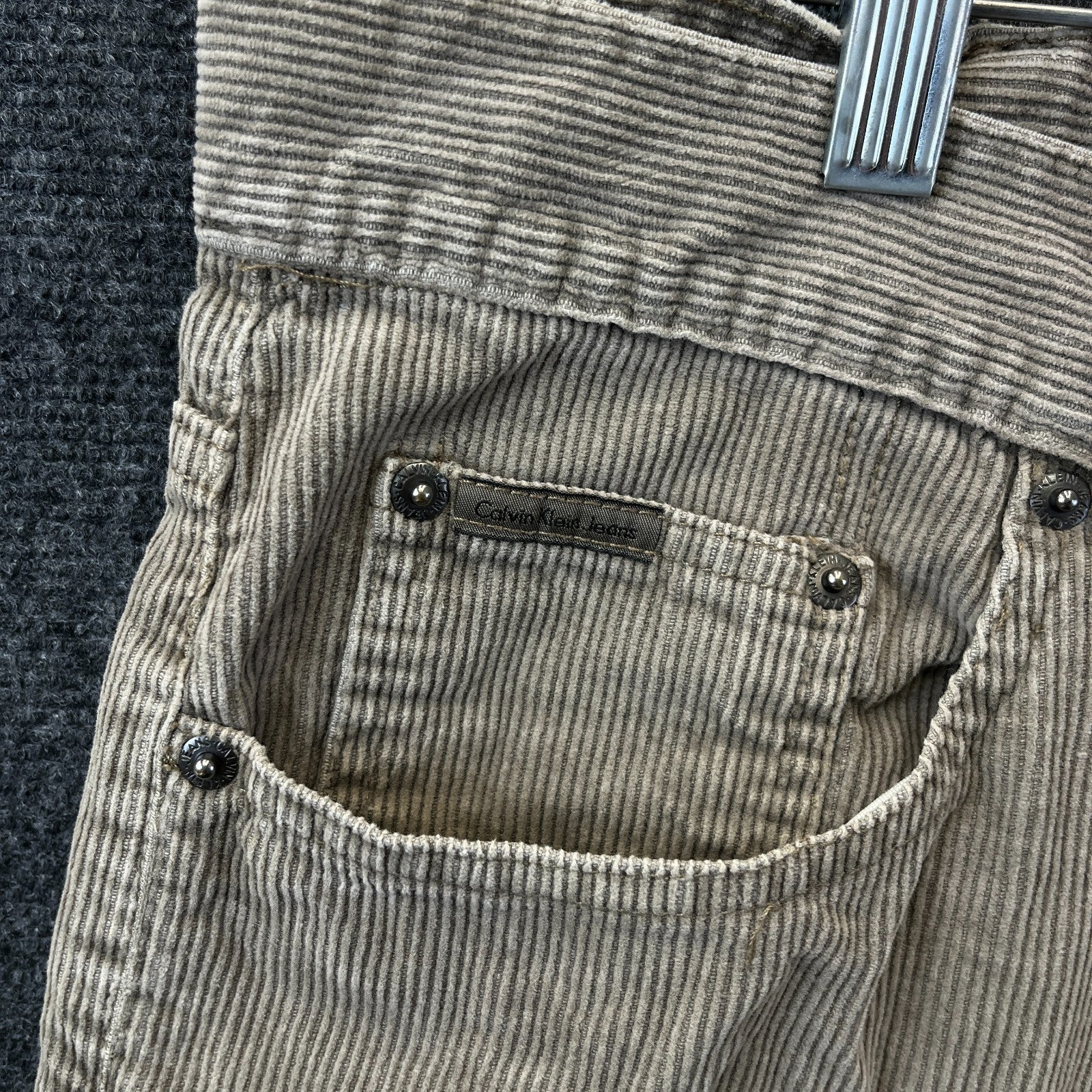 Product photograph [circular:f6ec31d5069e2977]
