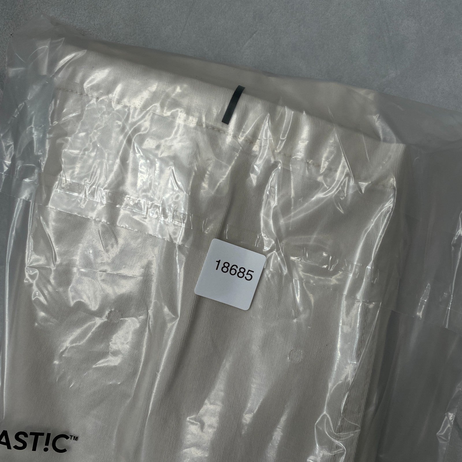 Product photograph [circular:df1b2495b416eacd]