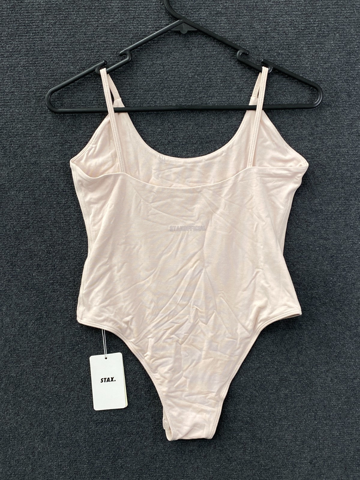 Product photograph [circular:96ec7f6ae61b9534]