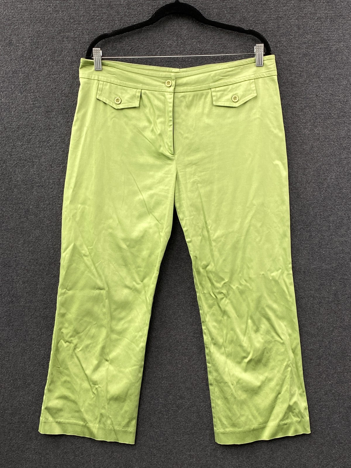 Product photograph [circular:bdf5baacc3262bf9]