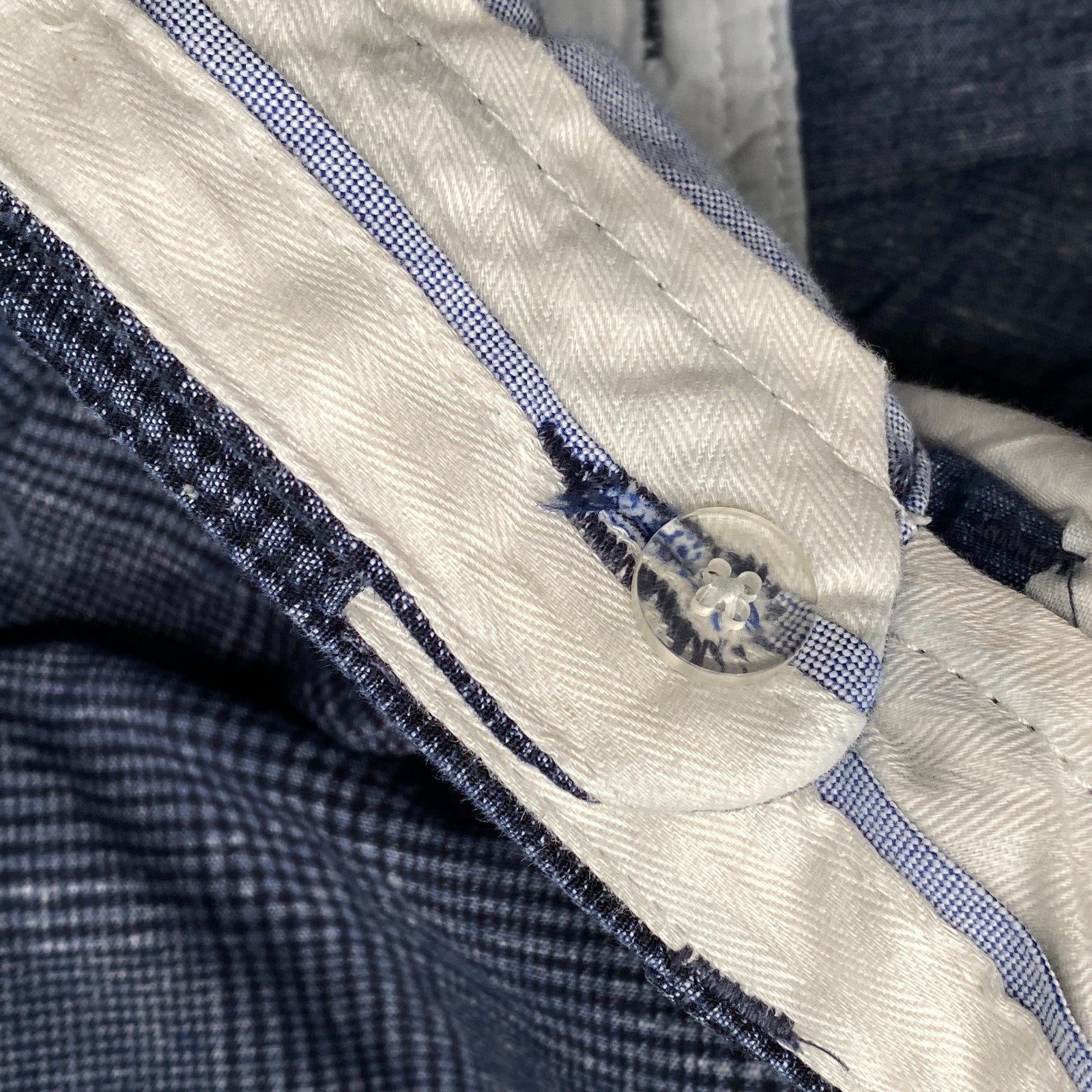 Product photograph [circular:f32a20fef27f270f]