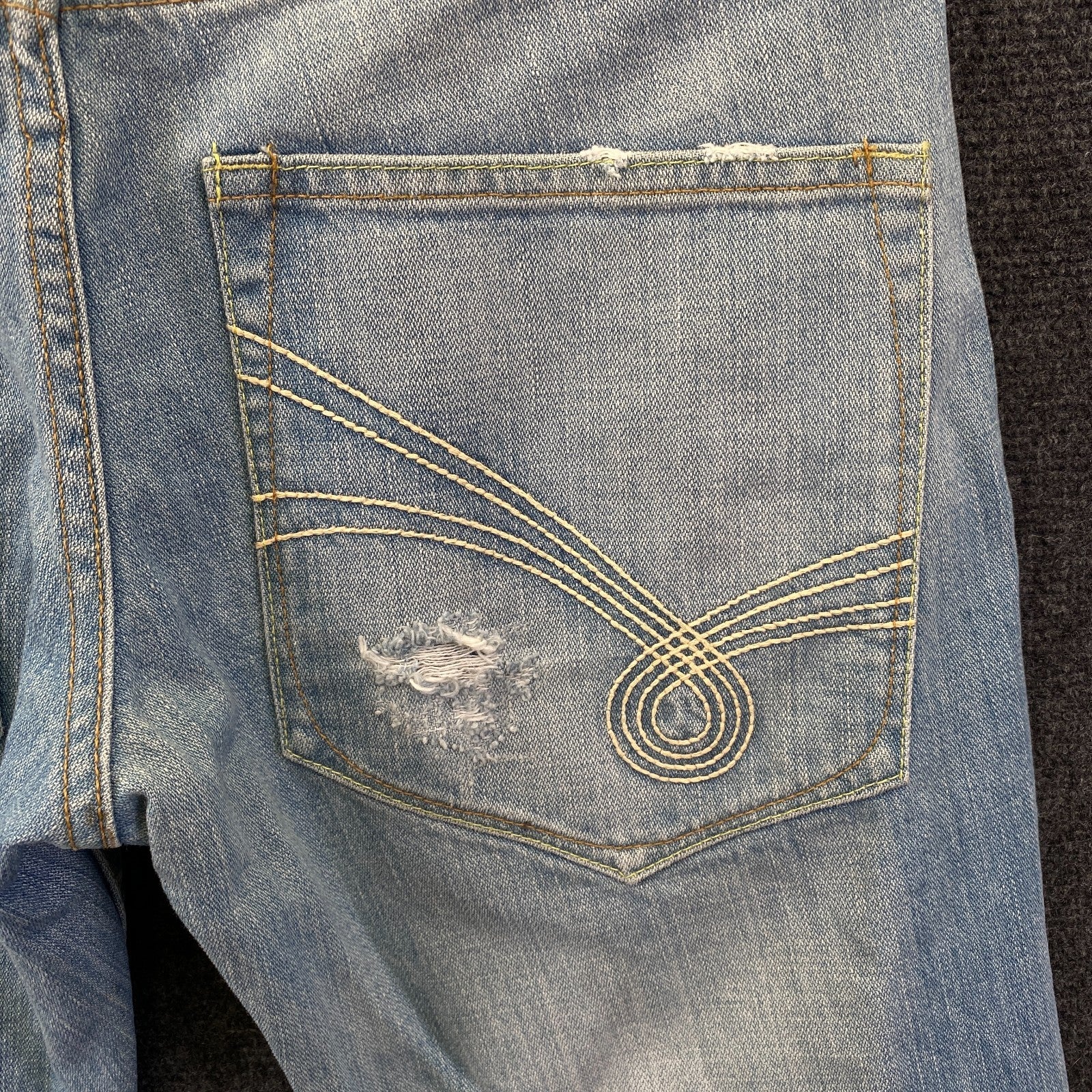 Product photograph [circular:596553f3303750dc]