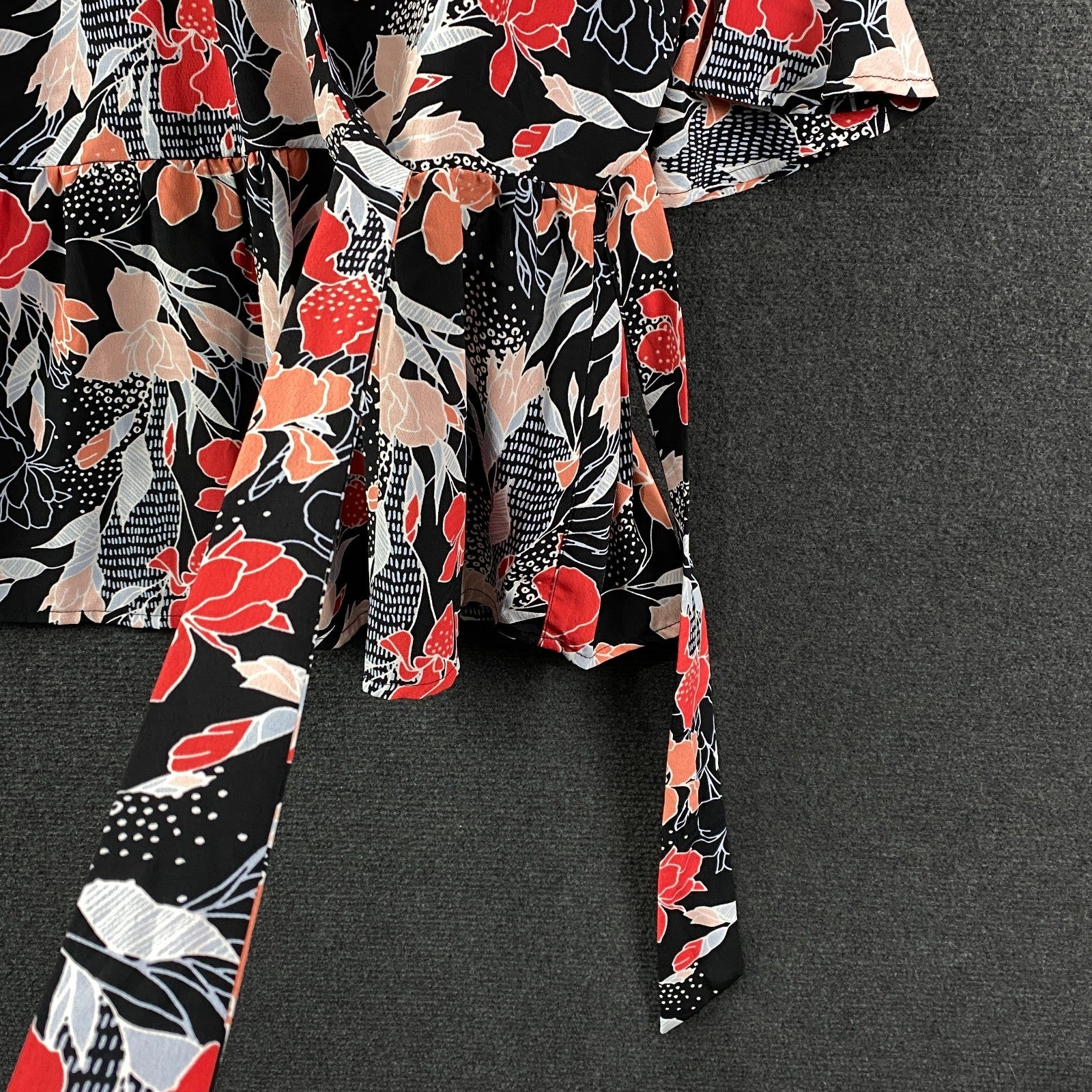 Product photograph [circular:1140733af7e824af]