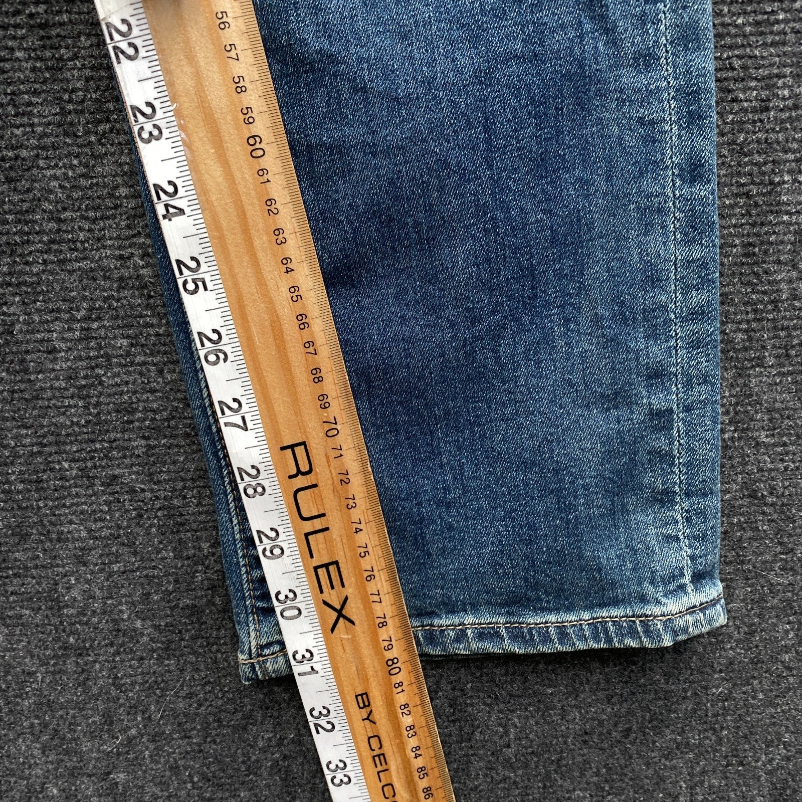 Product photograph [circular:415d63e520978808]